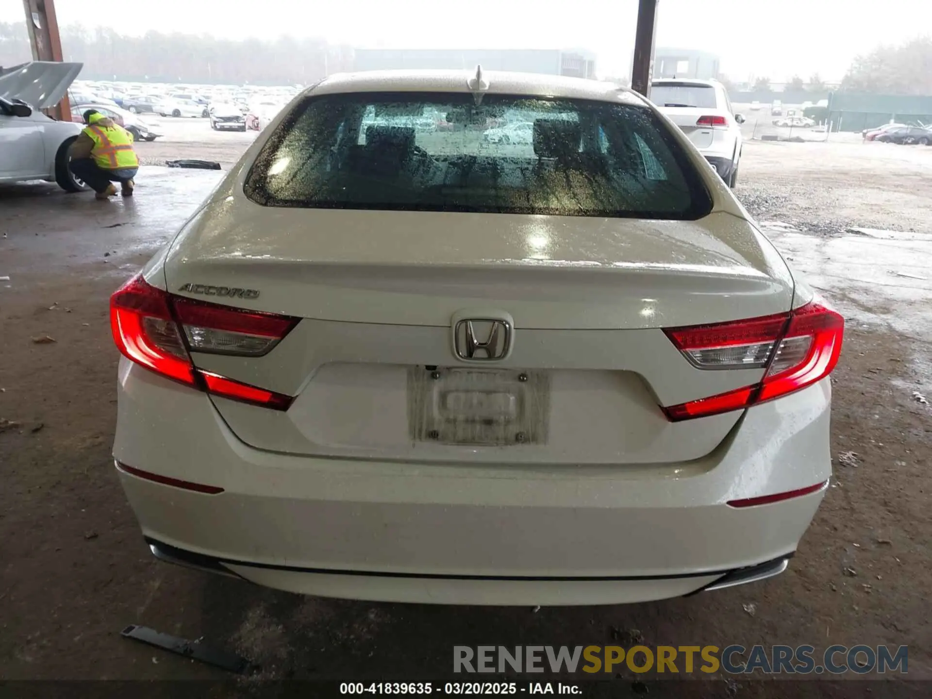 16 Photograph of a damaged car 1HGCV1F12KA135001 HONDA ACCORD 2019