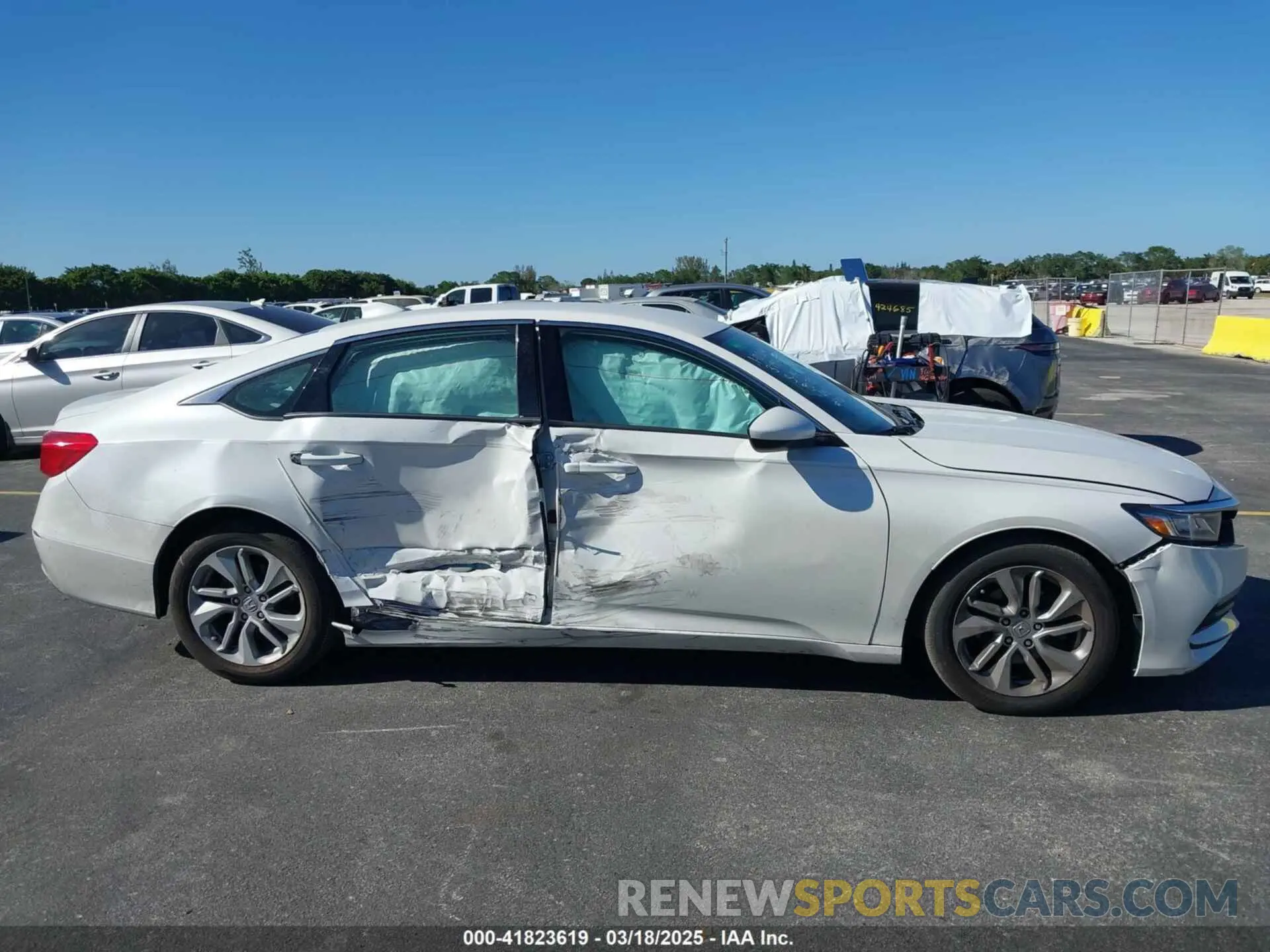 13 Photograph of a damaged car 1HGCV1F13KA003073 HONDA ACCORD 2019