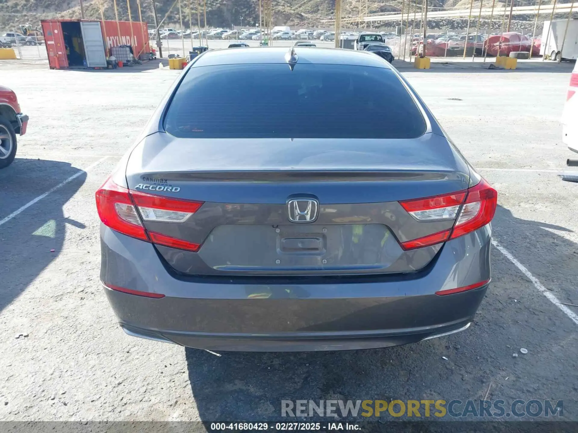 16 Photograph of a damaged car 1HGCV1F13KA108163 HONDA ACCORD 2019