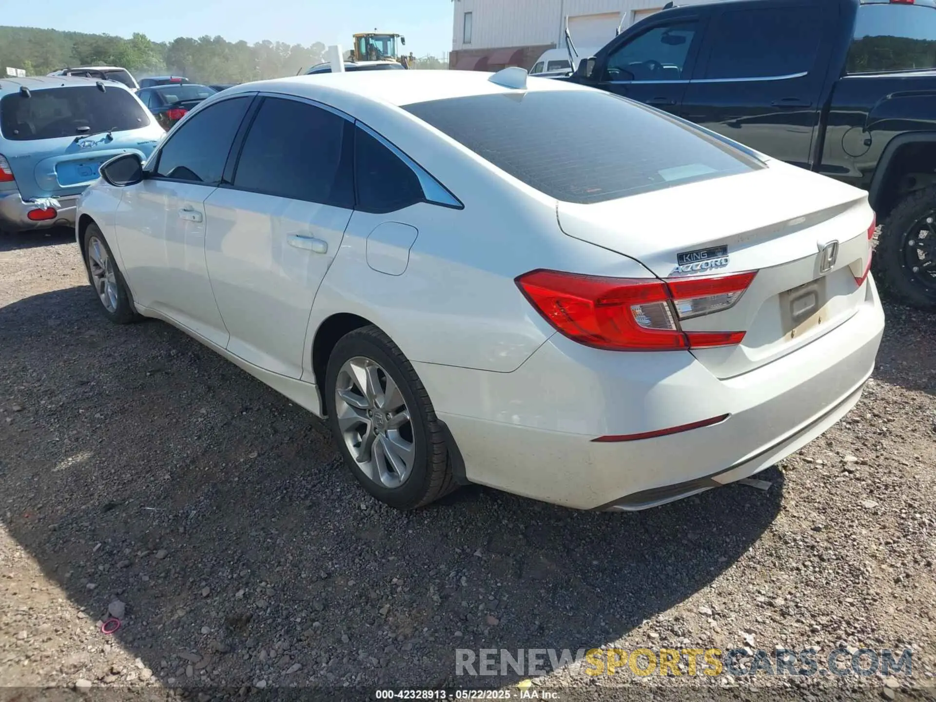 3 Photograph of a damaged car 1HGCV1F13KA167505 HONDA ACCORD 2019