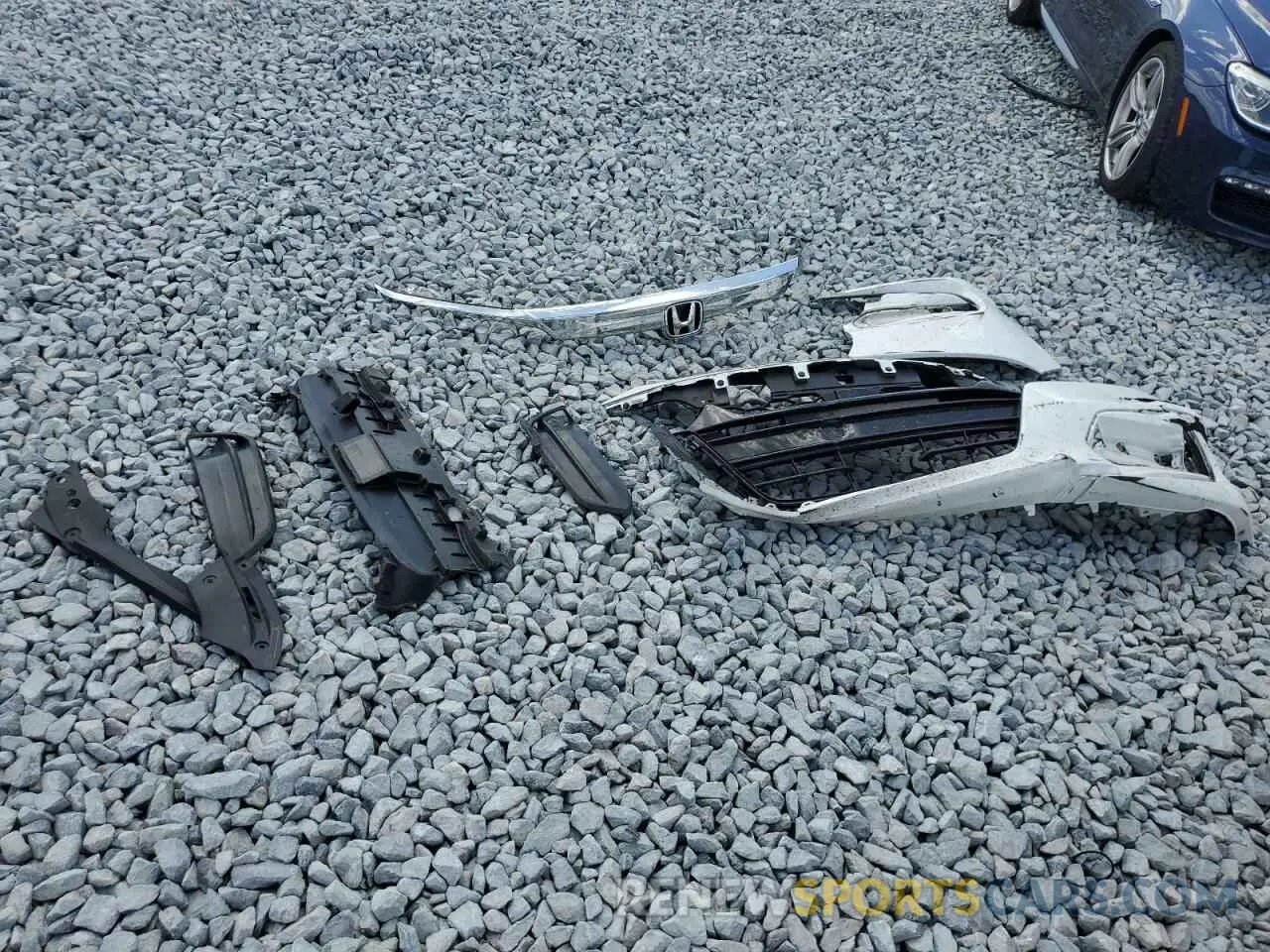 12 Фотография поврежденного автомобиля 1HGCV1F13KA168833 HONDA ACCORD 2019
