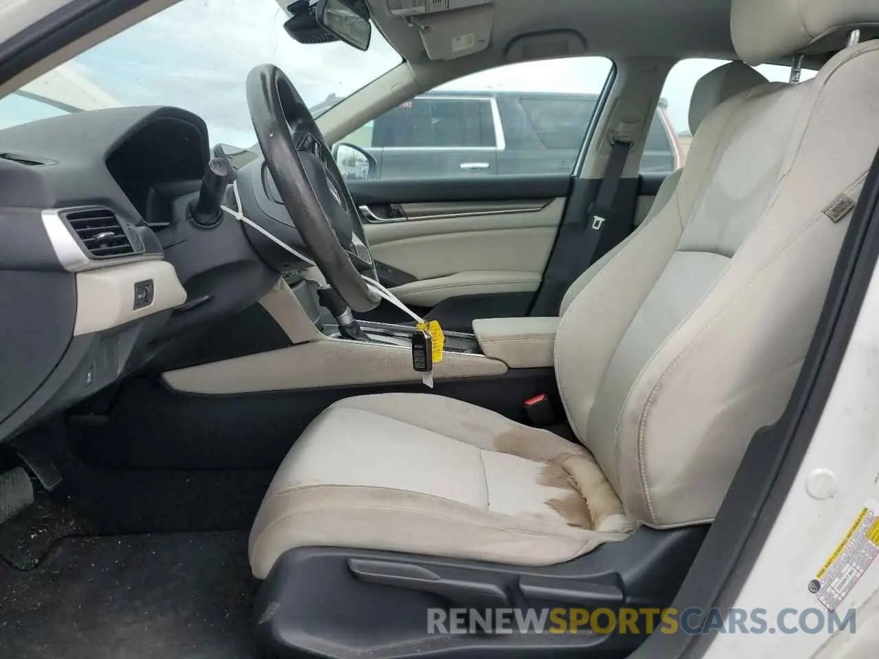 7 Photograph of a damaged car 1HGCV1F14KA030962 HONDA ACCORD 2019
