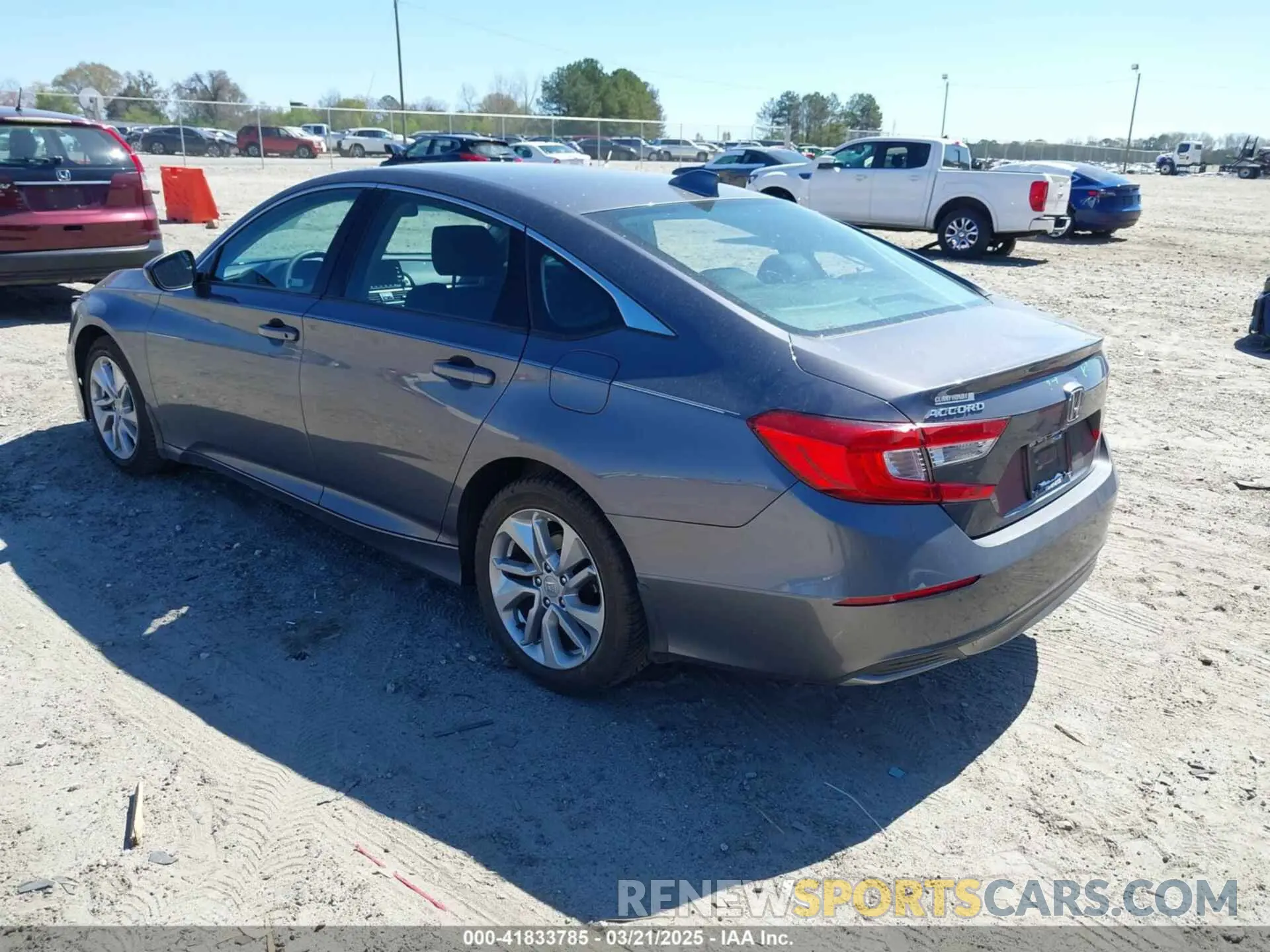 3 Фотография поврежденного автомобиля 1HGCV1F14KA065159 HONDA ACCORD 2019