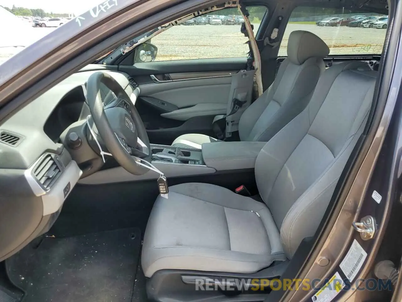 7 Photograph of a damaged car 1HGCV1F14KA065369 HONDA ACCORD 2019