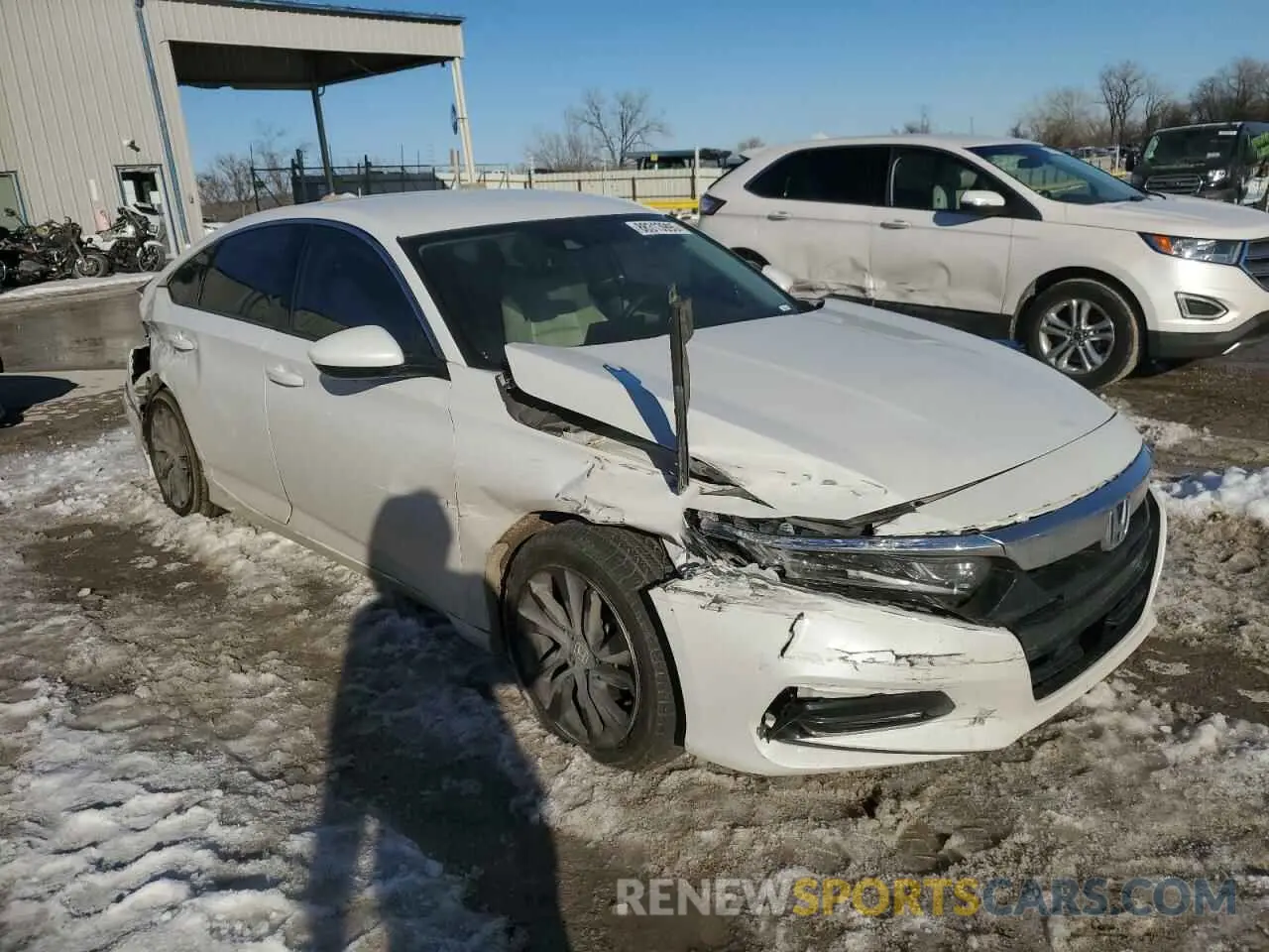 4 Фотография поврежденного автомобиля 1HGCV1F14KA104820 HONDA ACCORD 2019