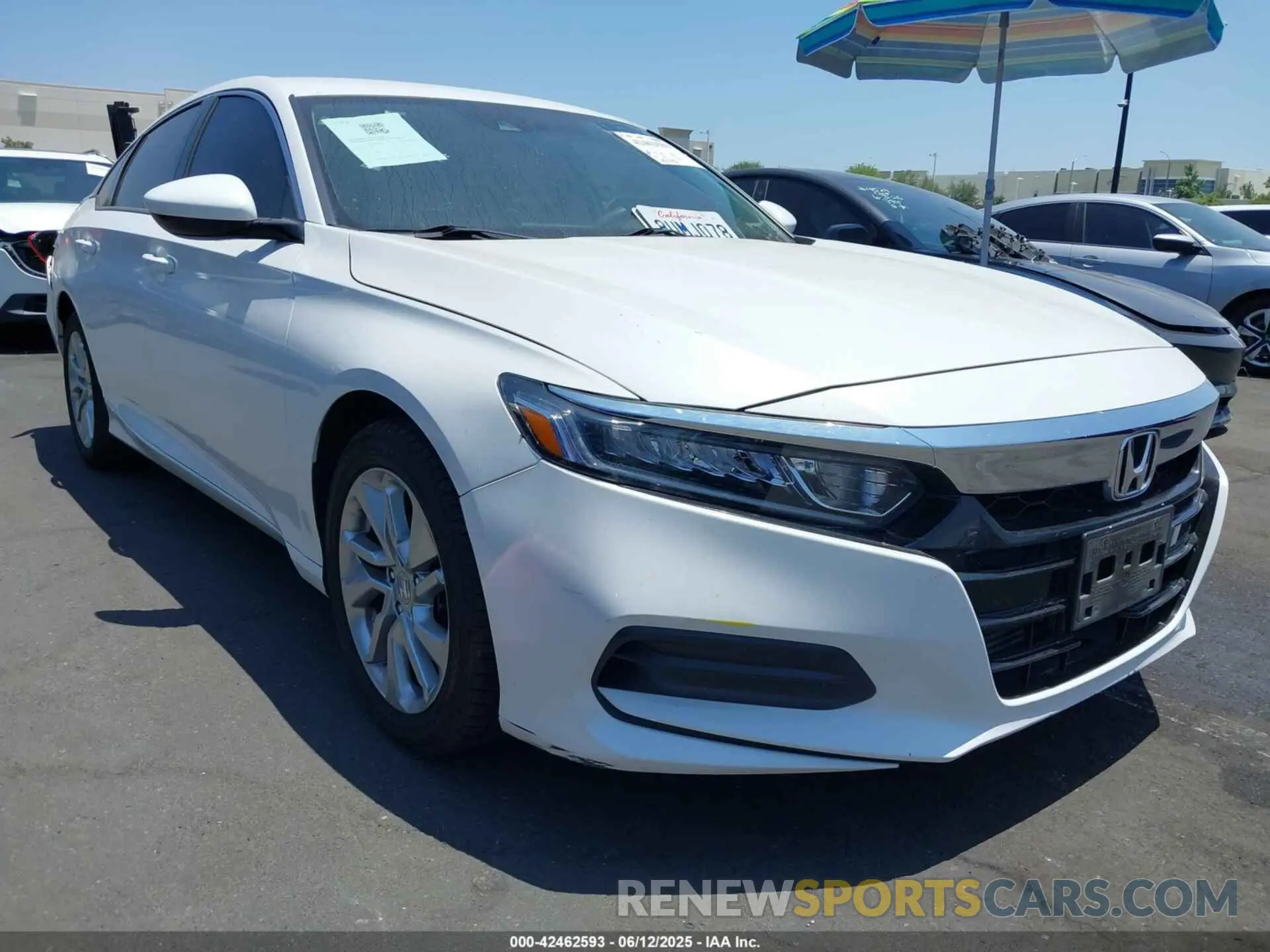 1 Фотография поврежденного автомобиля 1HGCV1F14KA116059 HONDA ACCORD 2019