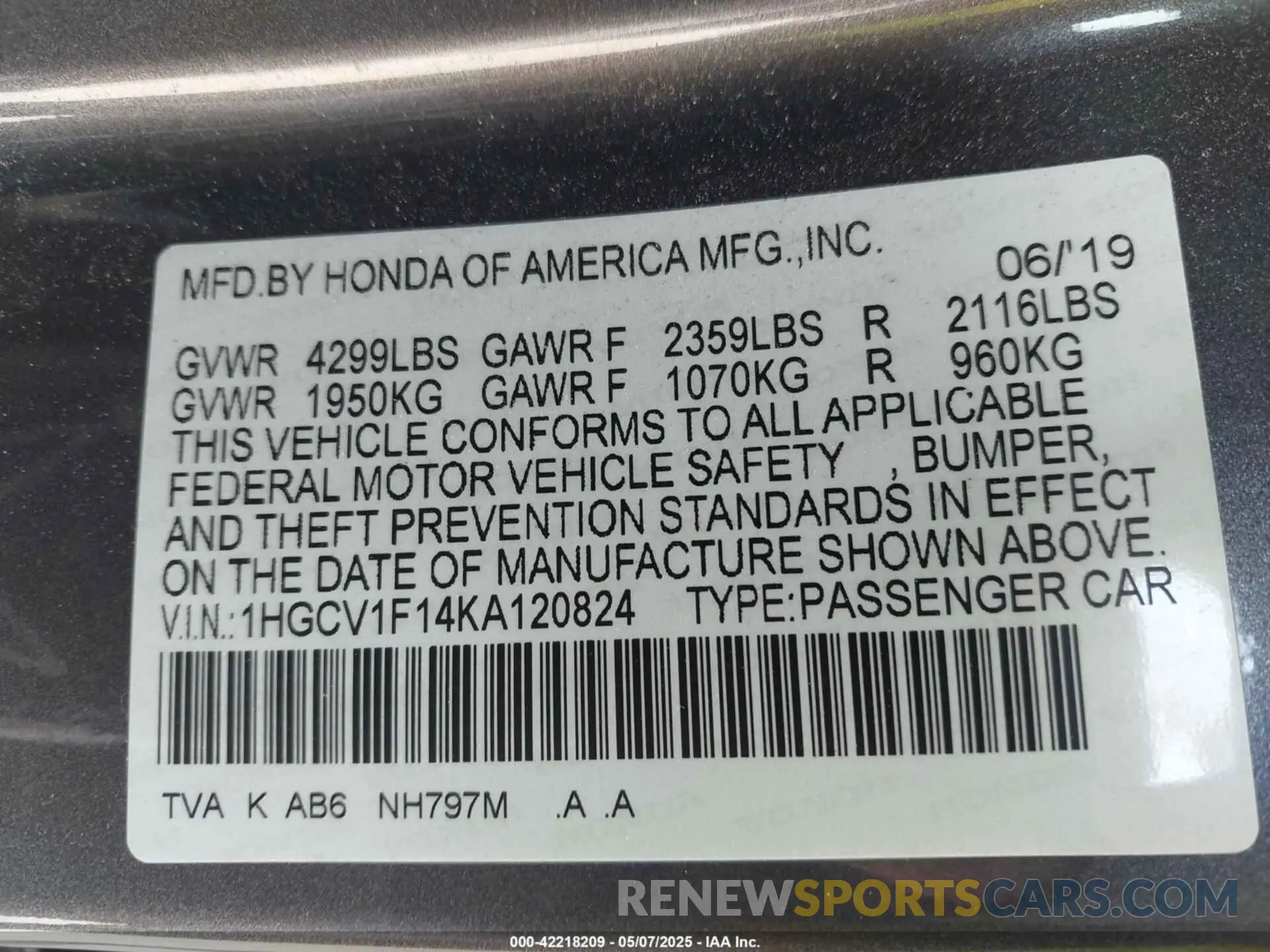 9 Photograph of a damaged car 1HGCV1F14KA120824 HONDA ACCORD 2019