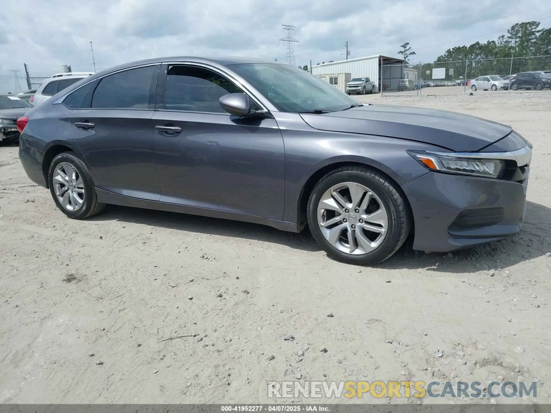 1 Фотография поврежденного автомобиля 1HGCV1F14KA123495 HONDA ACCORD 2019