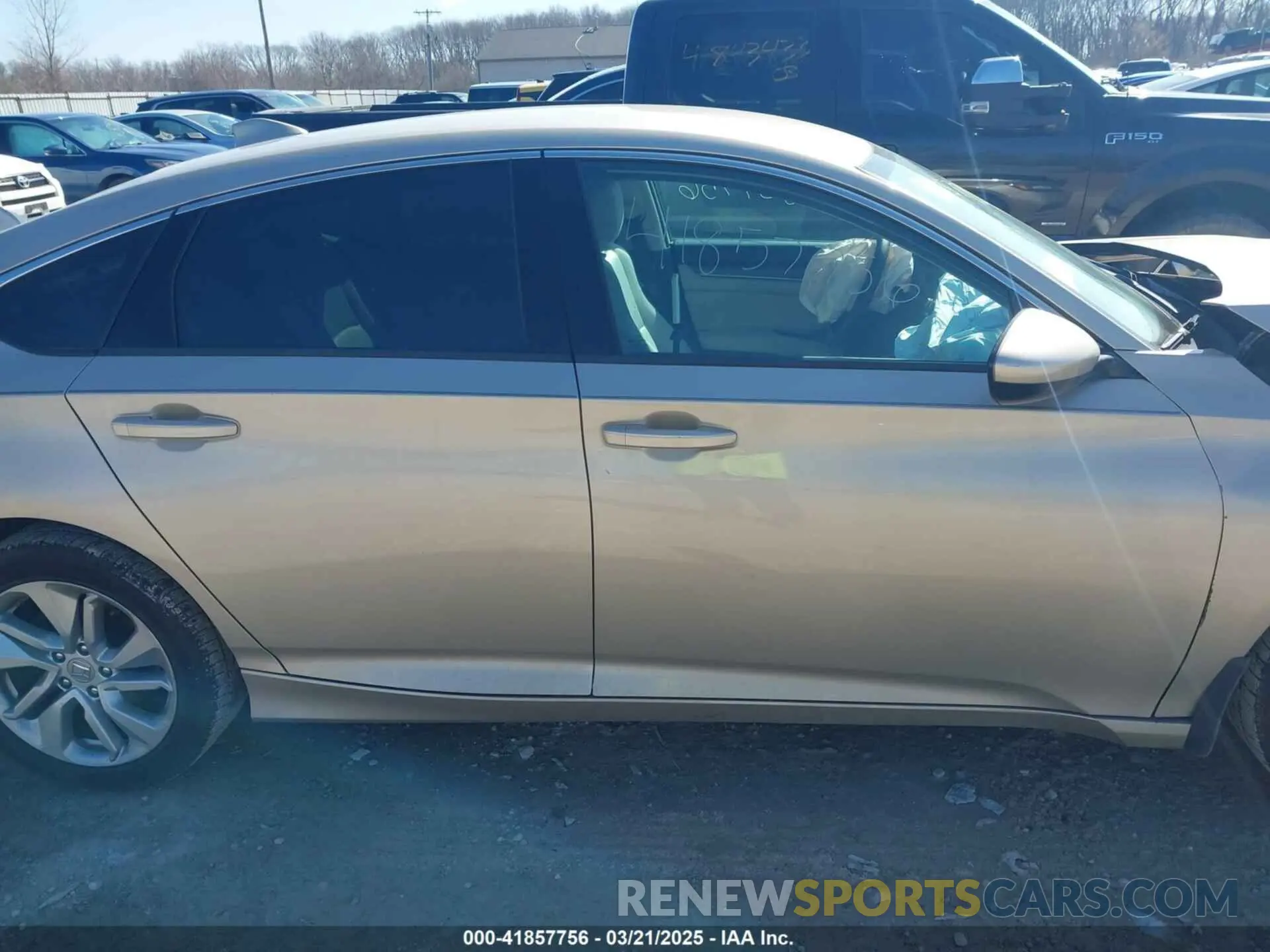 13 Фотография поврежденного автомобиля 1HGCV1F14KA133234 HONDA ACCORD 2019