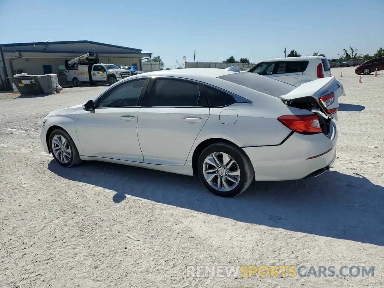 2 Фотография поврежденного автомобиля 1HGCV1F14KA155007 HONDA ACCORD 2019