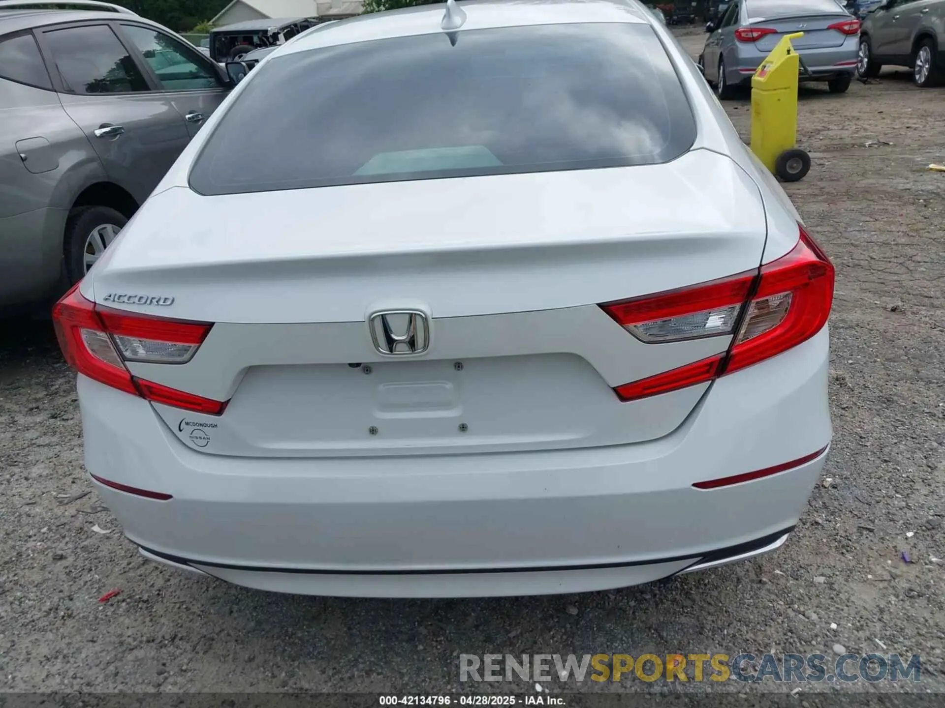 16 Photograph of a damaged car 1HGCV1F14KA157761 HONDA ACCORD 2019