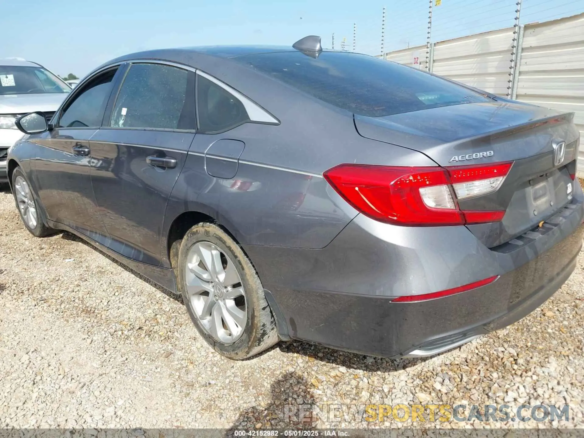 3 Photograph of a damaged car 1HGCV1F14KA163298 HONDA ACCORD 2019