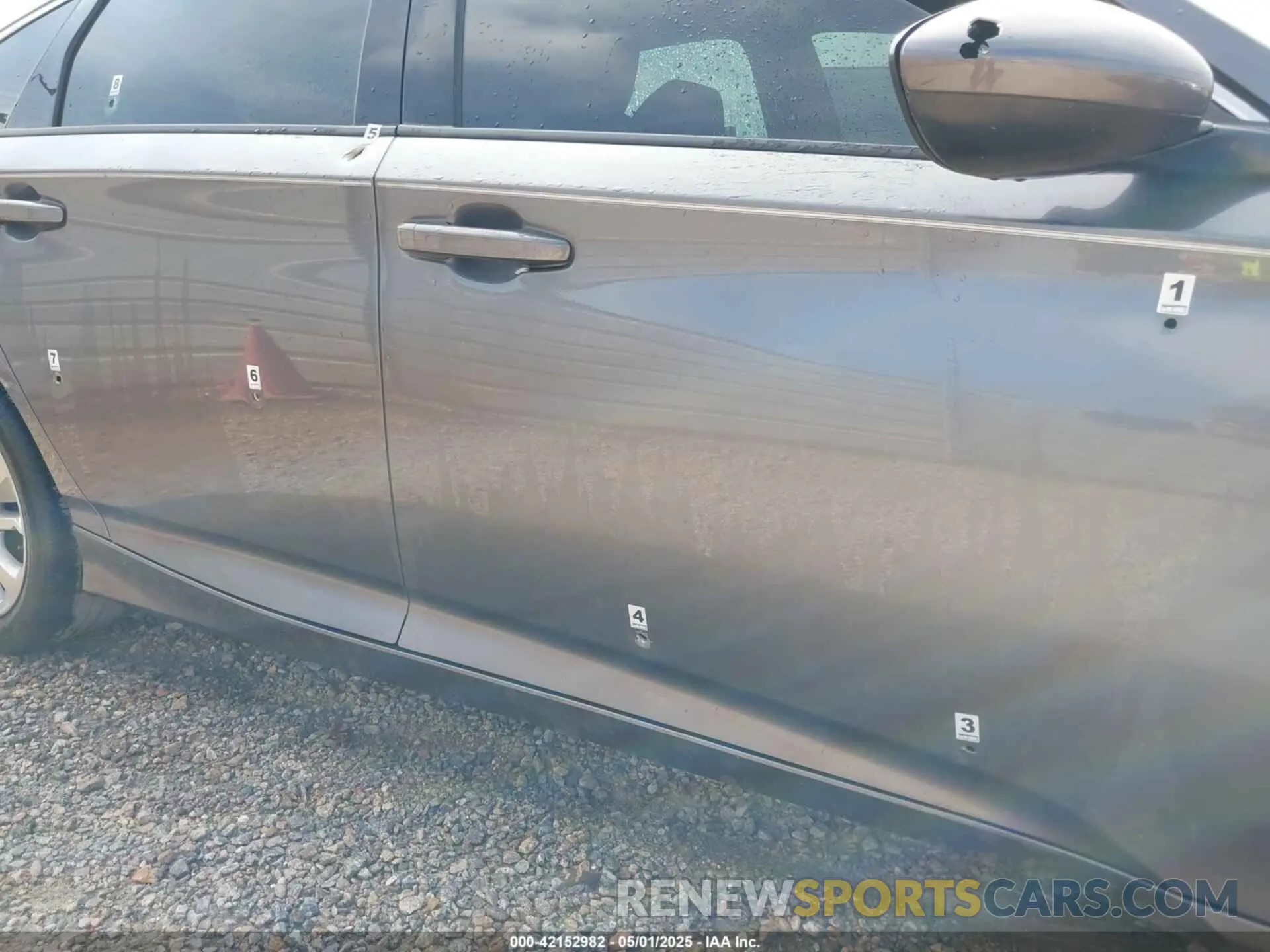 6 Photograph of a damaged car 1HGCV1F14KA163298 HONDA ACCORD 2019