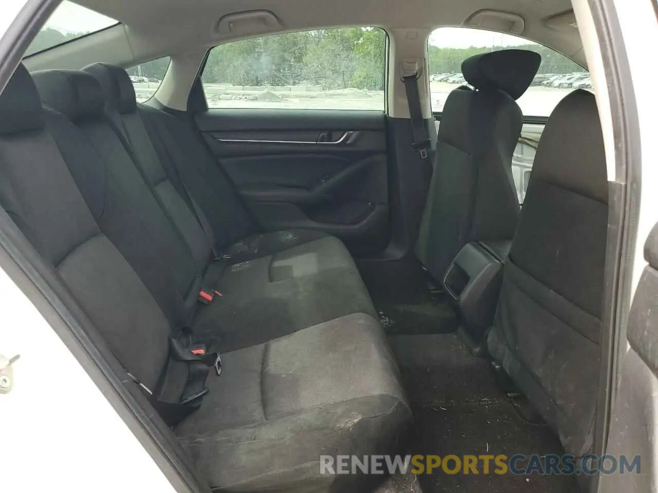10 Photograph of a damaged car 1HGCV1F14KA174107 HONDA ACCORD 2019
