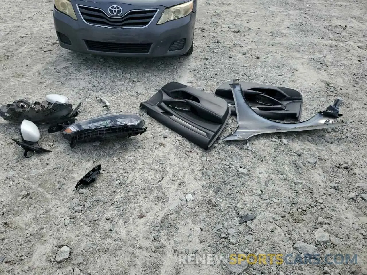 12 Photograph of a damaged car 1HGCV1F14KA174107 HONDA ACCORD 2019