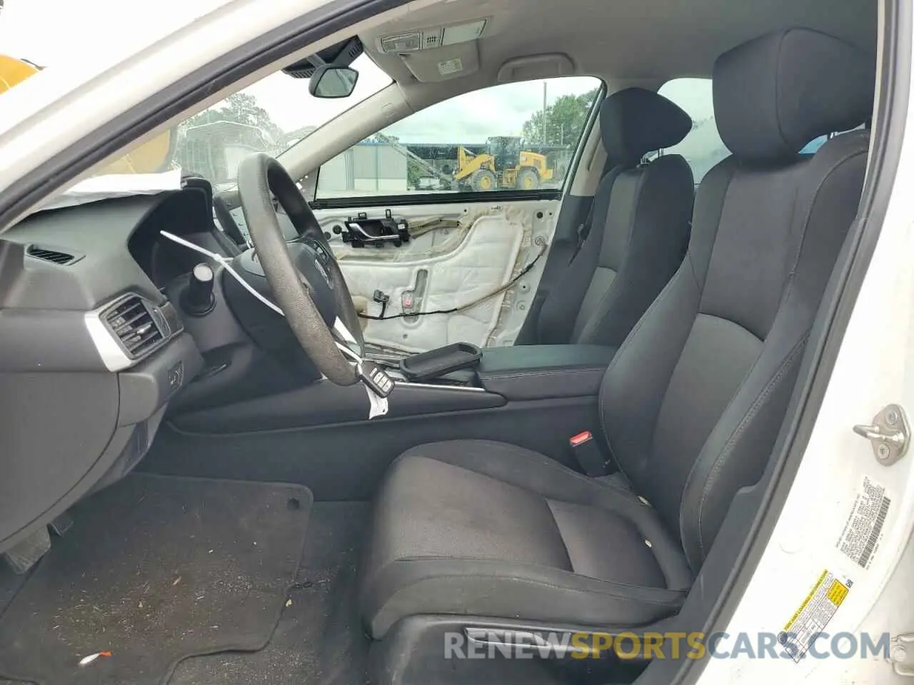 7 Photograph of a damaged car 1HGCV1F14KA174107 HONDA ACCORD 2019