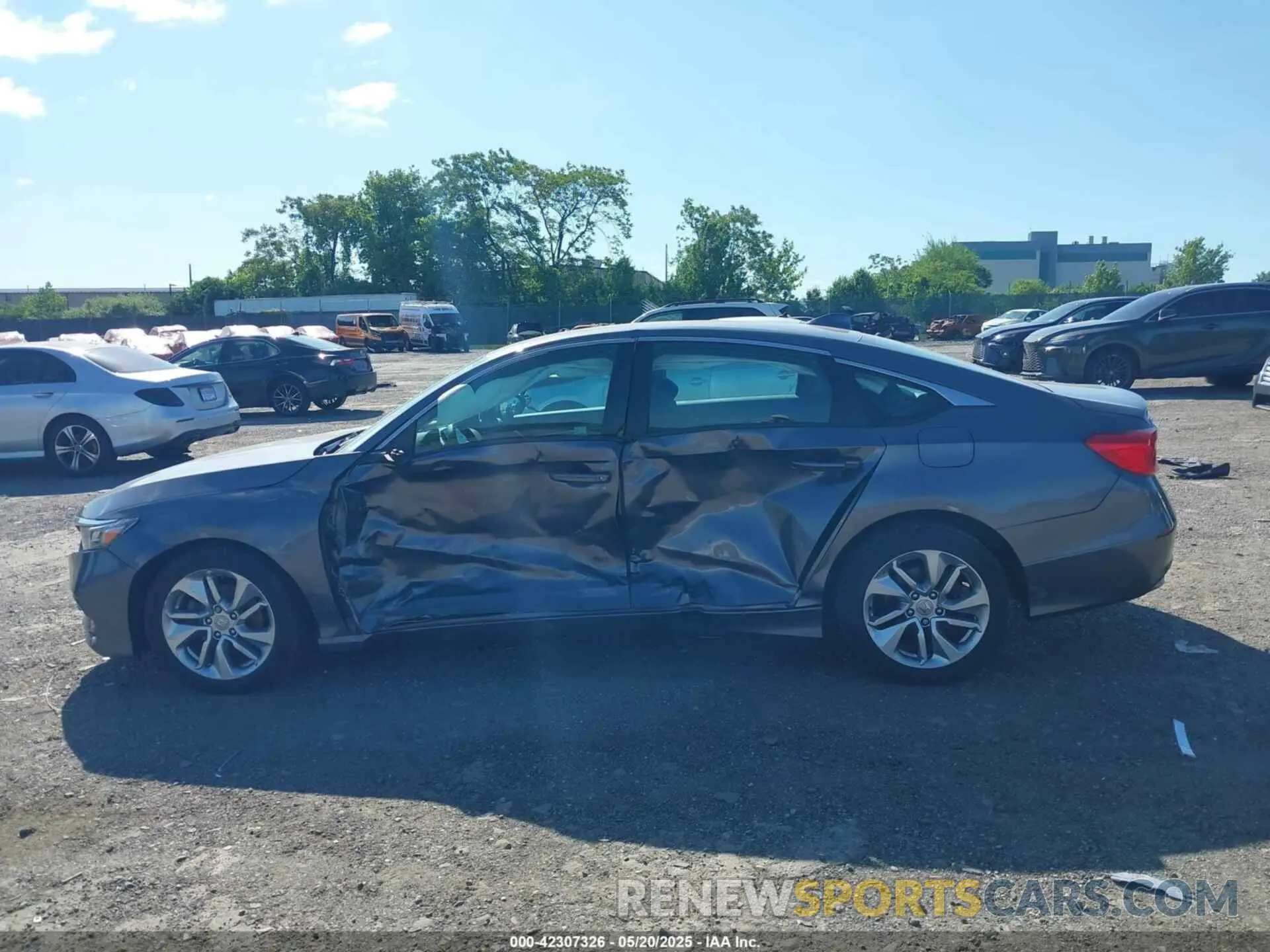 15 Photograph of a damaged car 1HGCV1F15KA026225 HONDA ACCORD 2019