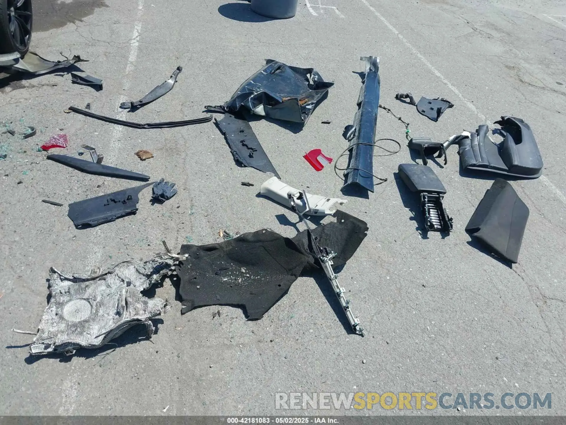 11 Photograph of a damaged car 1HGCV1F15KA048936 HONDA ACCORD 2019