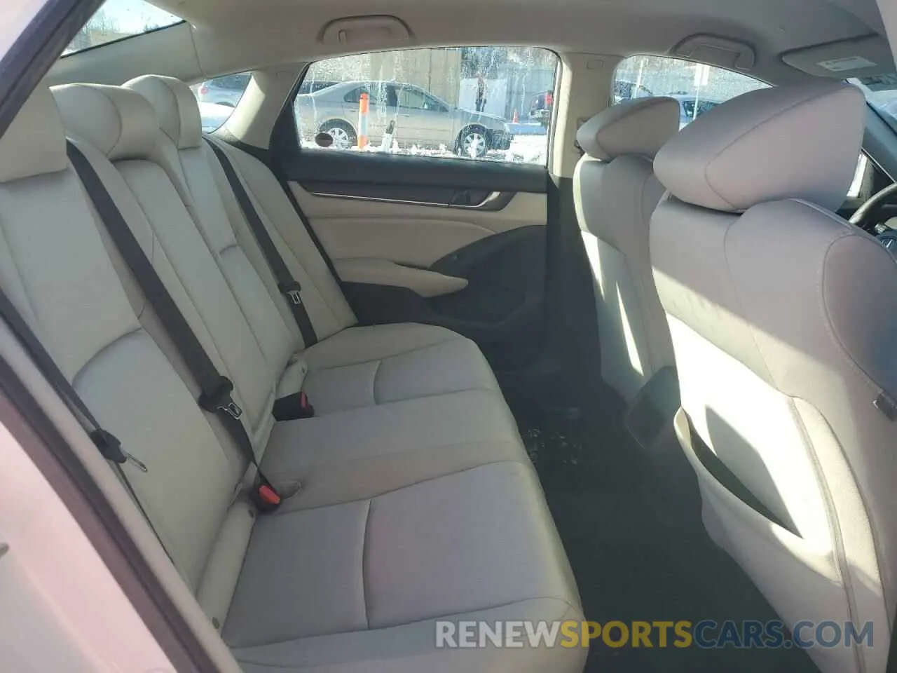 10 Фотография поврежденного автомобиля 1HGCV1F15KA073416 HONDA ACCORD 2019