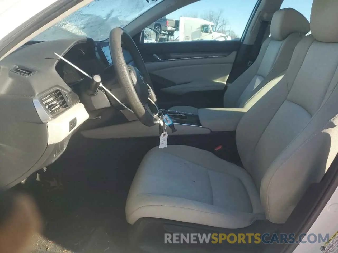 7 Фотография поврежденного автомобиля 1HGCV1F15KA073416 HONDA ACCORD 2019