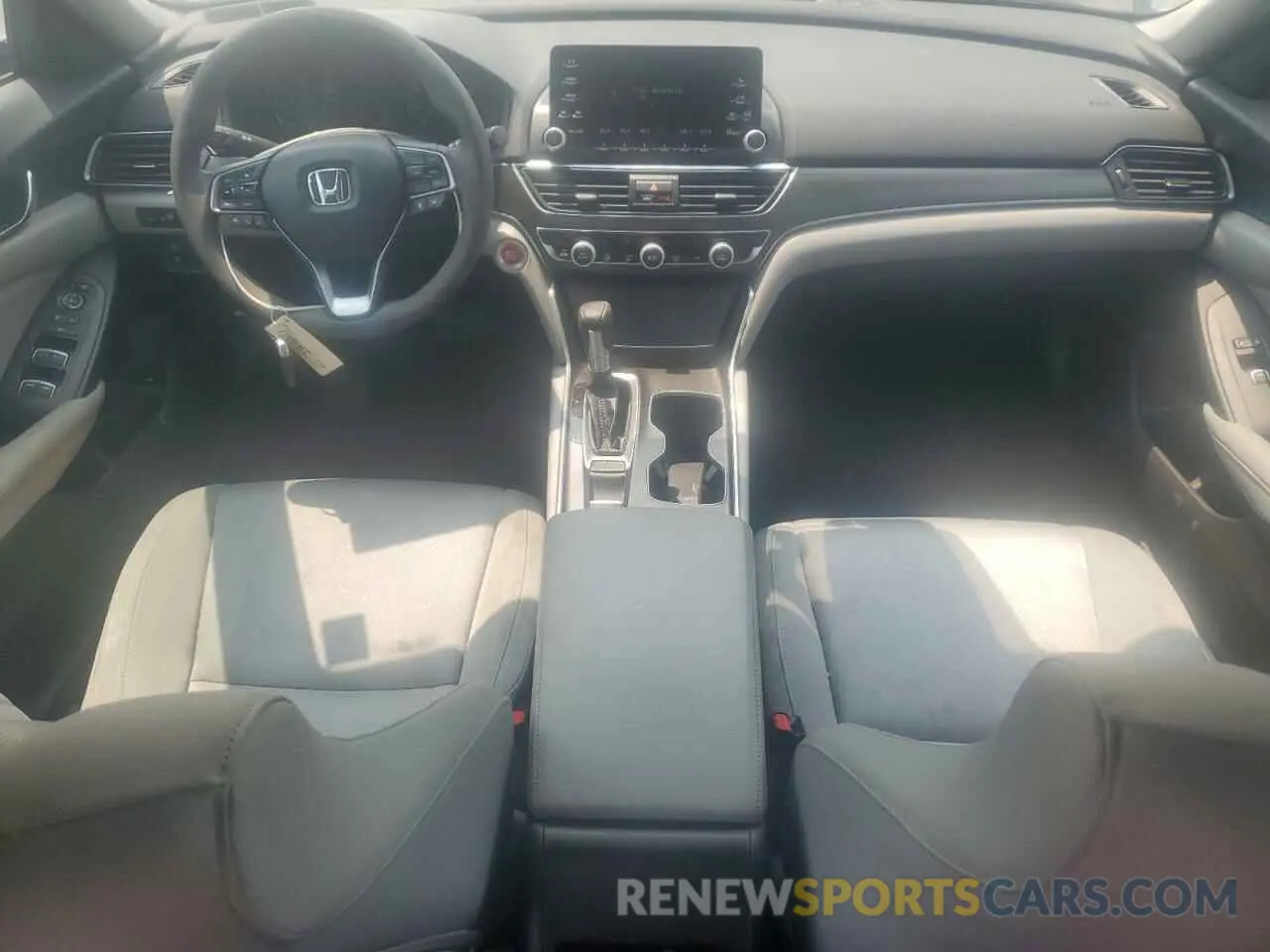 8 Photograph of a damaged car 1HGCV1F15KA111422 HONDA ACCORD 2019