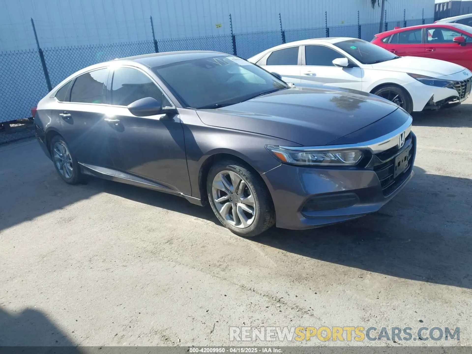 1 Фотография поврежденного автомобиля 1HGCV1F15KA126650 HONDA ACCORD 2019