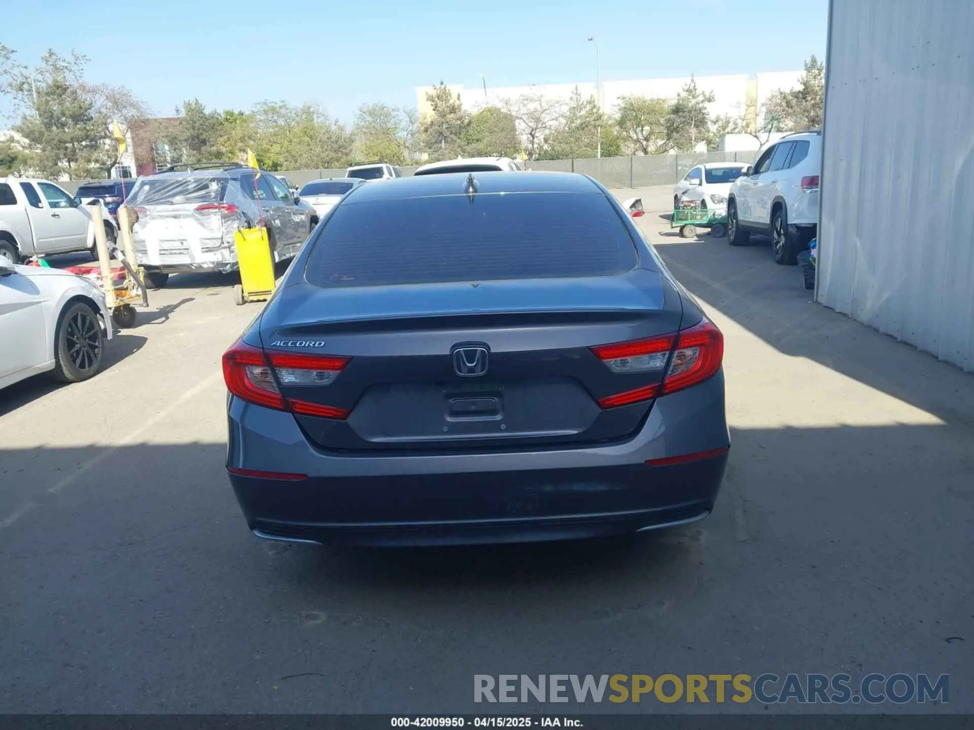 15 Фотография поврежденного автомобиля 1HGCV1F15KA126650 HONDA ACCORD 2019