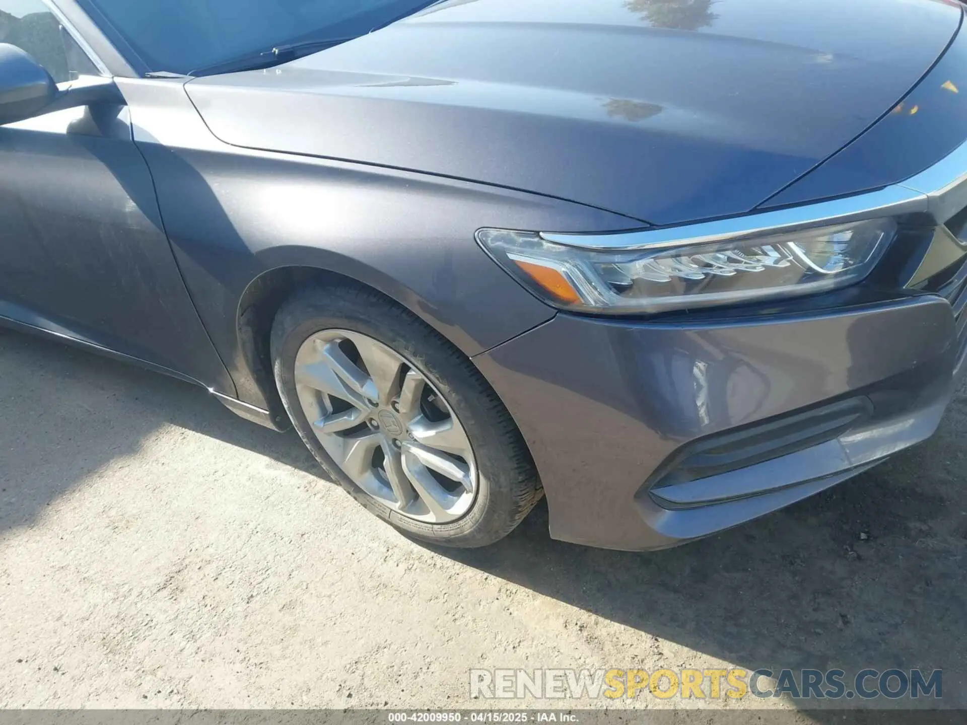 6 Фотография поврежденного автомобиля 1HGCV1F15KA126650 HONDA ACCORD 2019