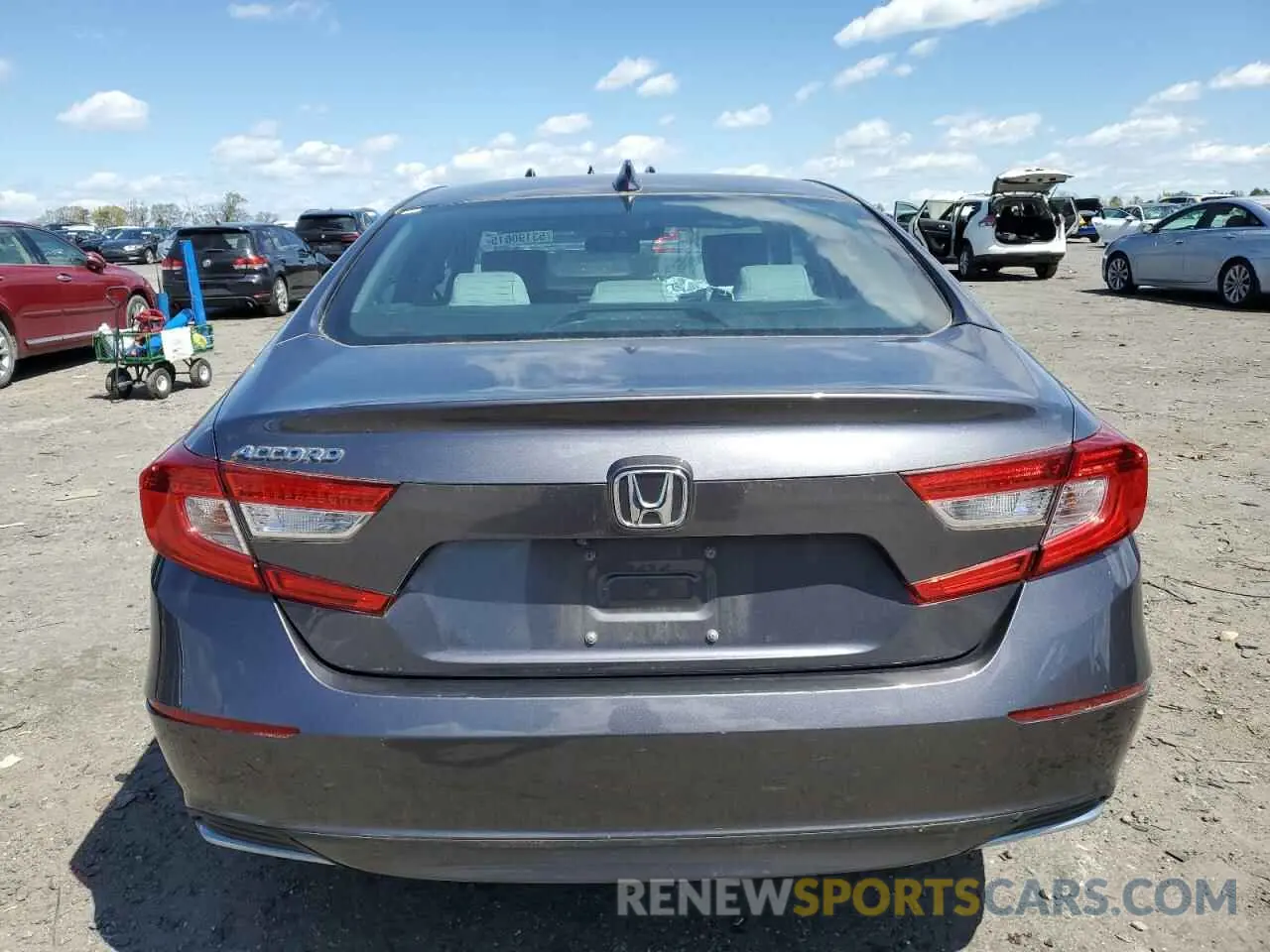 6 Фотография поврежденного автомобиля 1HGCV1F15KA152519 HONDA ACCORD 2019