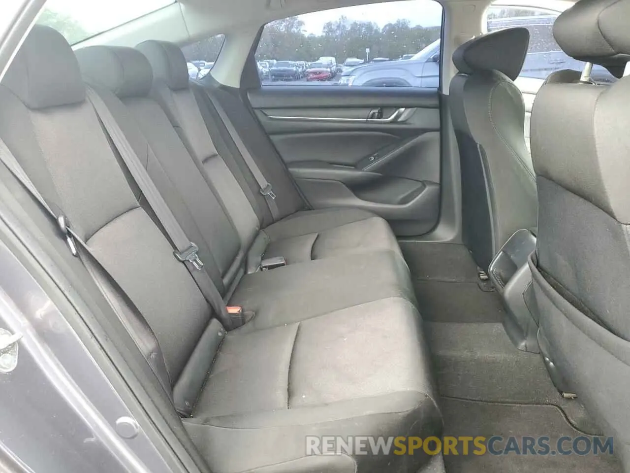 10 Photograph of a damaged car 1HGCV1F16KA005934 HONDA ACCORD 2019