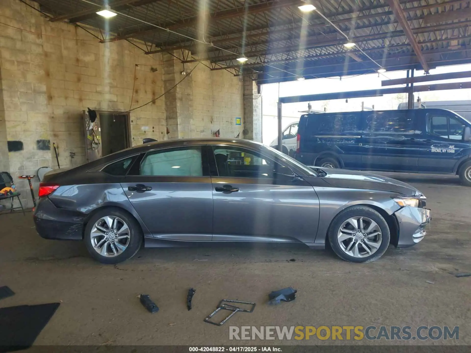 13 Фотография поврежденного автомобиля 1HGCV1F16KA088622 HONDA ACCORD 2019