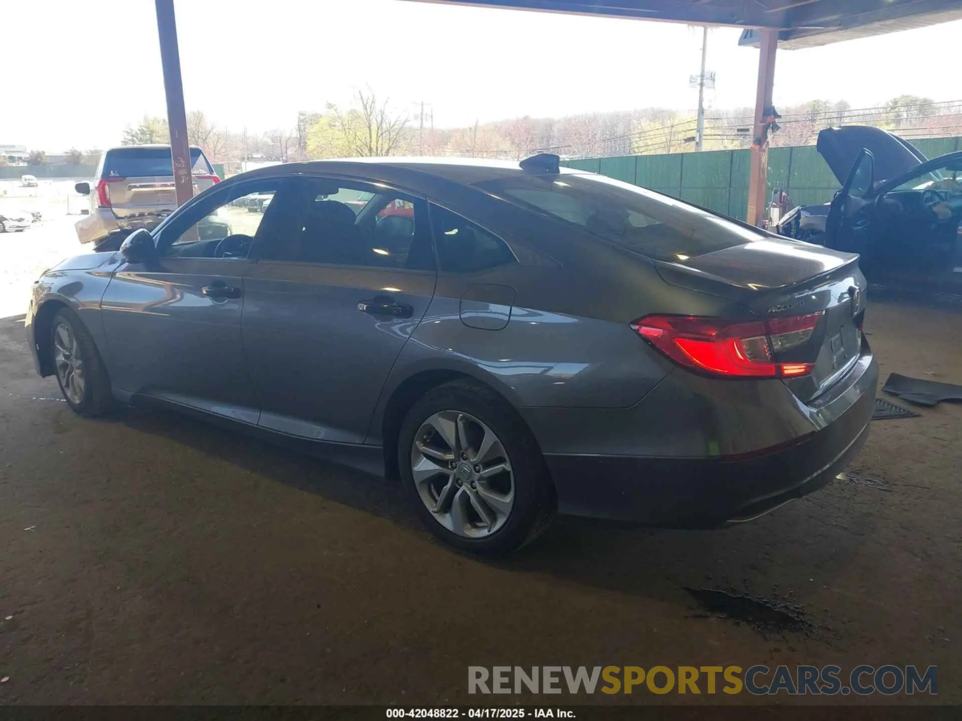 3 Фотография поврежденного автомобиля 1HGCV1F16KA088622 HONDA ACCORD 2019