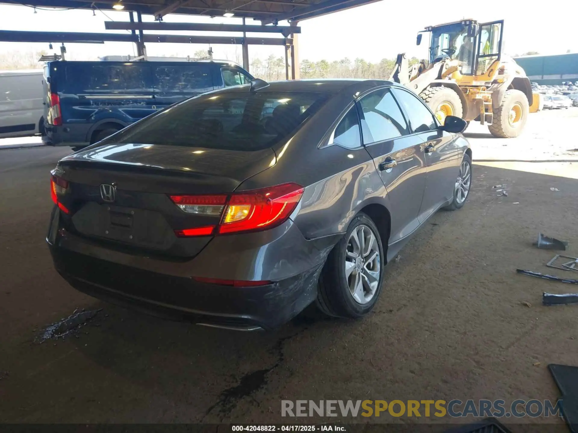 4 Фотография поврежденного автомобиля 1HGCV1F16KA088622 HONDA ACCORD 2019
