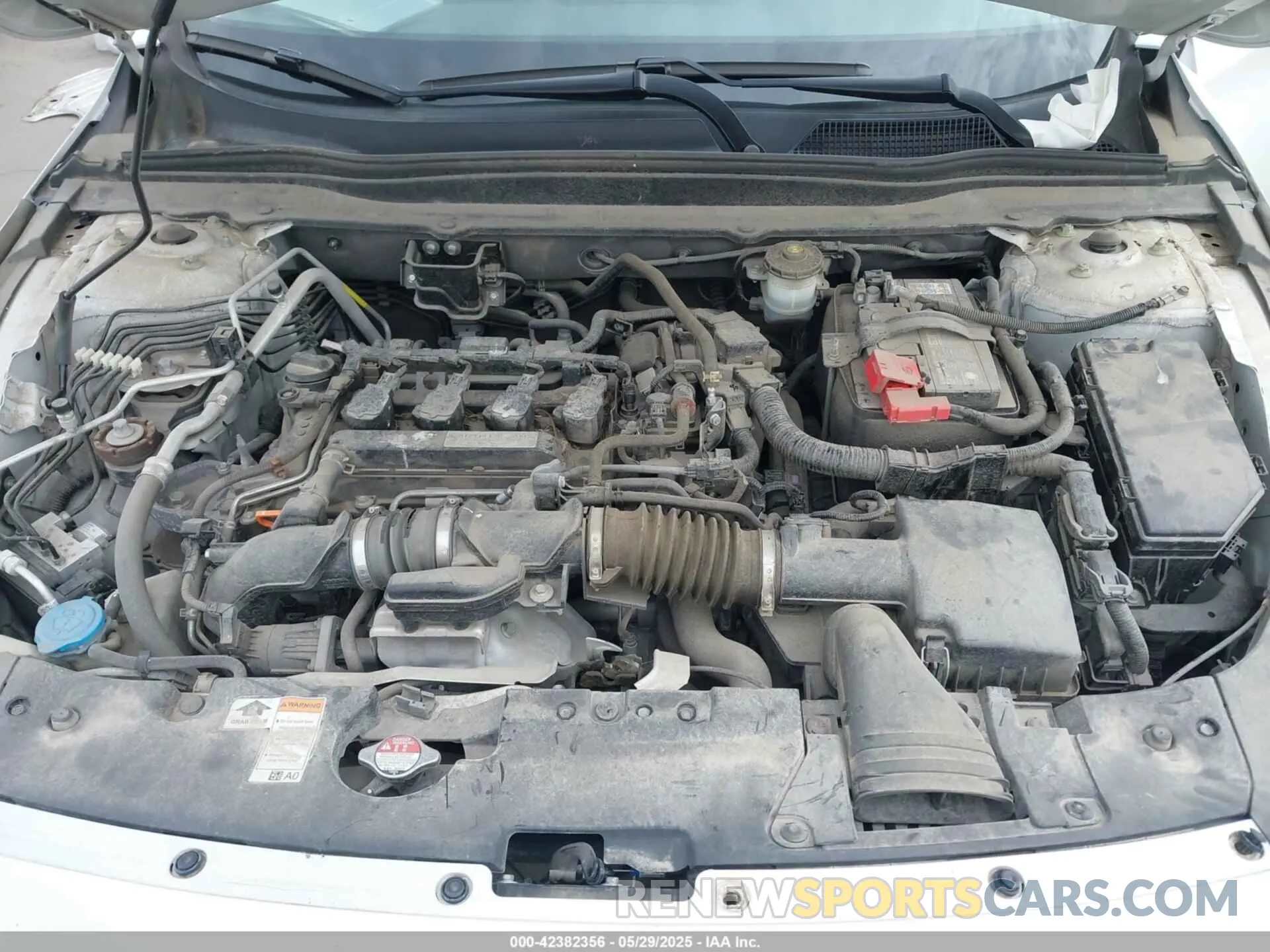 10 Photograph of a damaged car 1HGCV1F16KA097000 HONDA ACCORD 2019