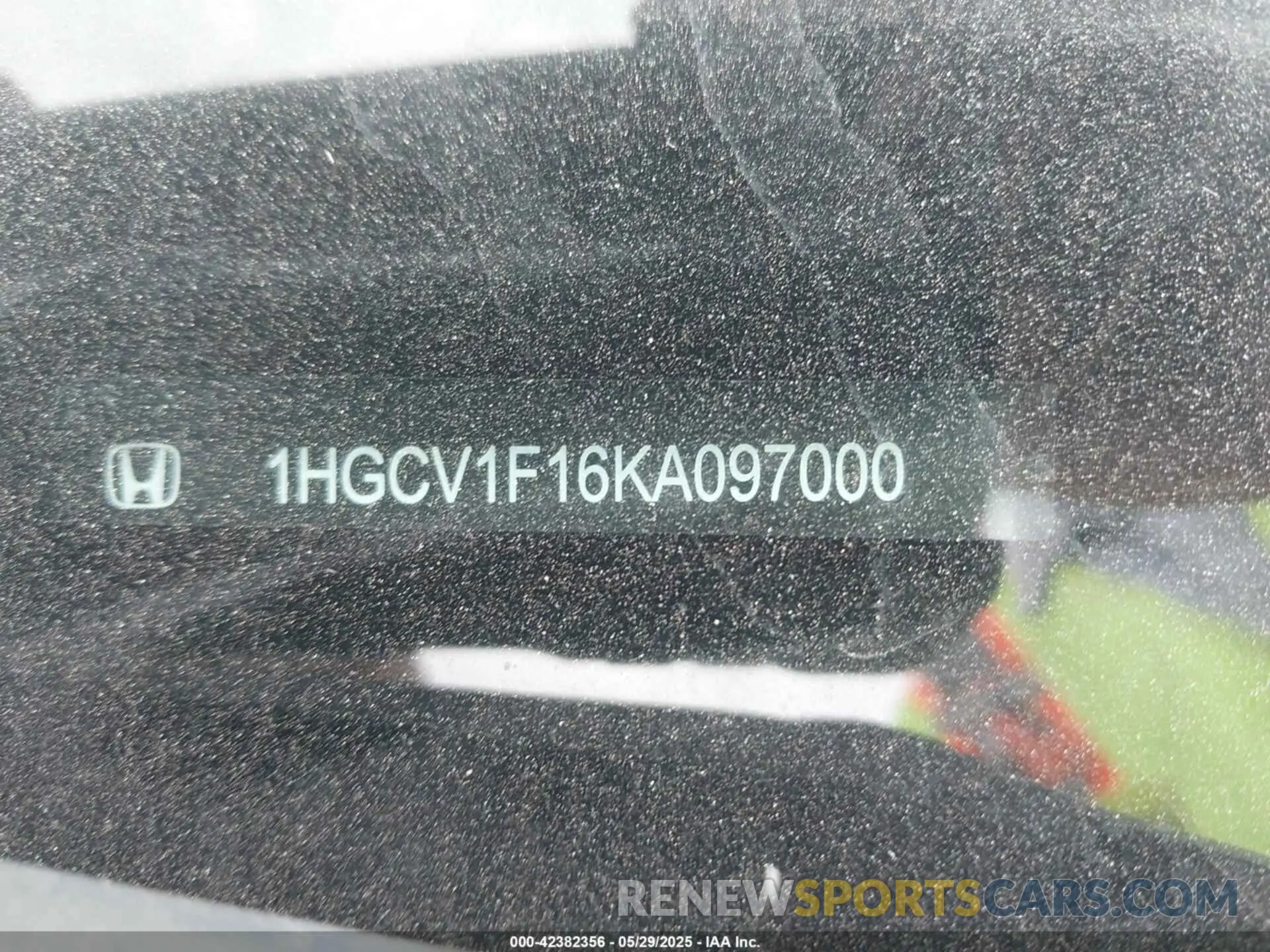 9 Photograph of a damaged car 1HGCV1F16KA097000 HONDA ACCORD 2019