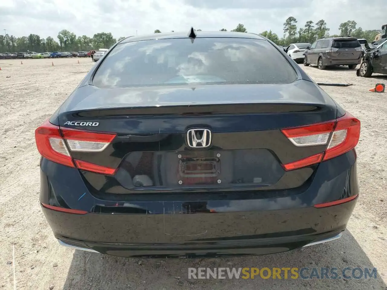 6 Photograph of a damaged car 1HGCV1F16KA102308 HONDA ACCORD 2019