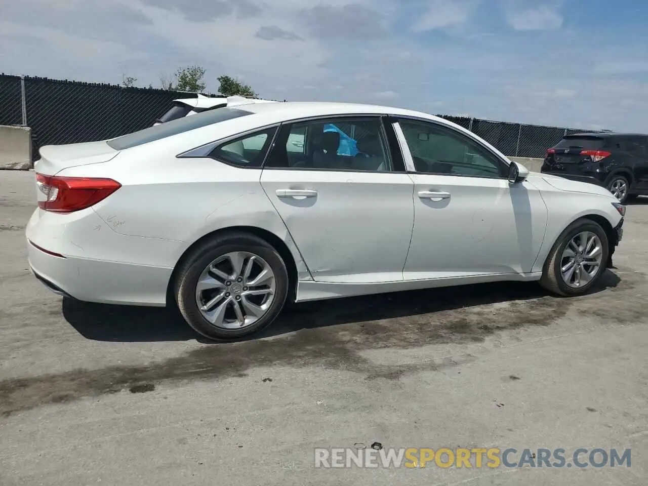 3 Photograph of a damaged car 1HGCV1F16KA108531 HONDA ACCORD 2019
