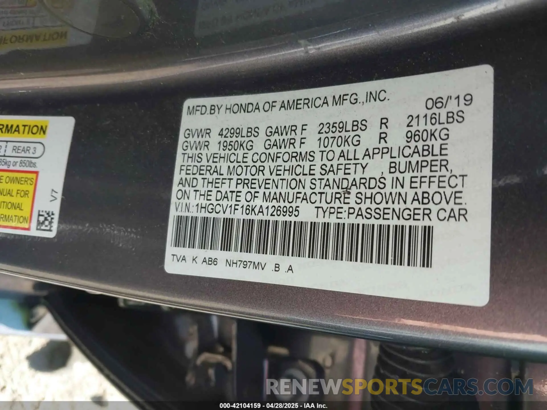 9 Photograph of a damaged car 1HGCV1F16KA126995 HONDA ACCORD 2019