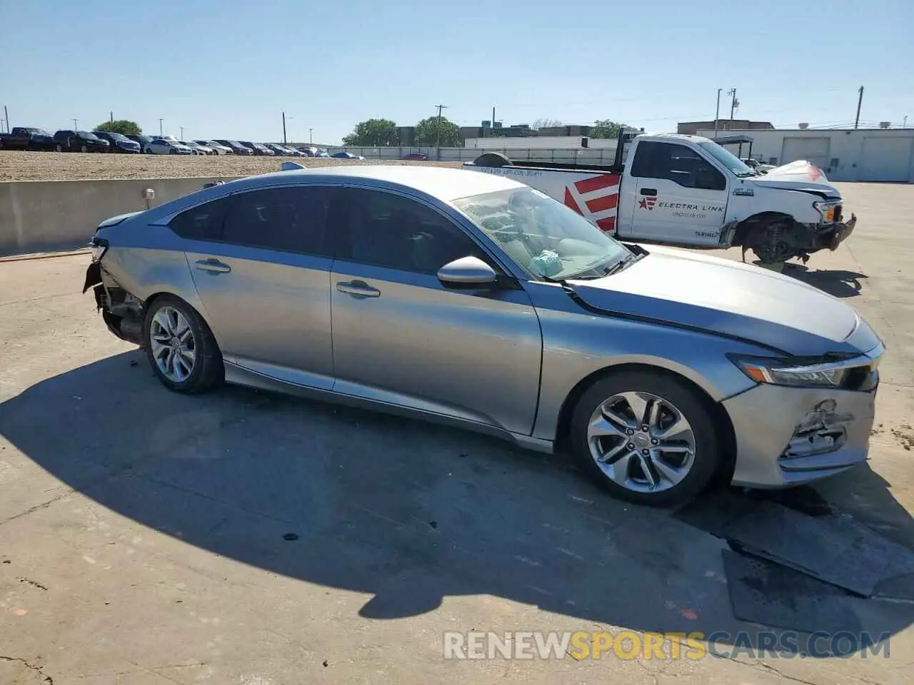 4 Фотография поврежденного автомобиля 1HGCV1F17KA103693 HONDA ACCORD 2019