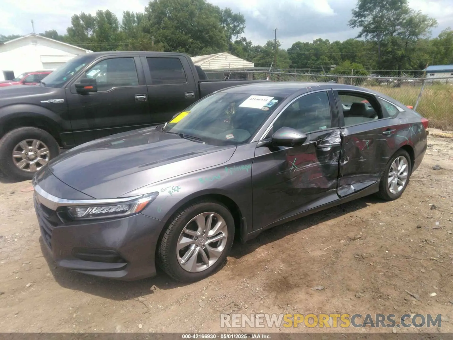 2 Фотография поврежденного автомобиля 1HGCV1F17KA108327 HONDA ACCORD 2019