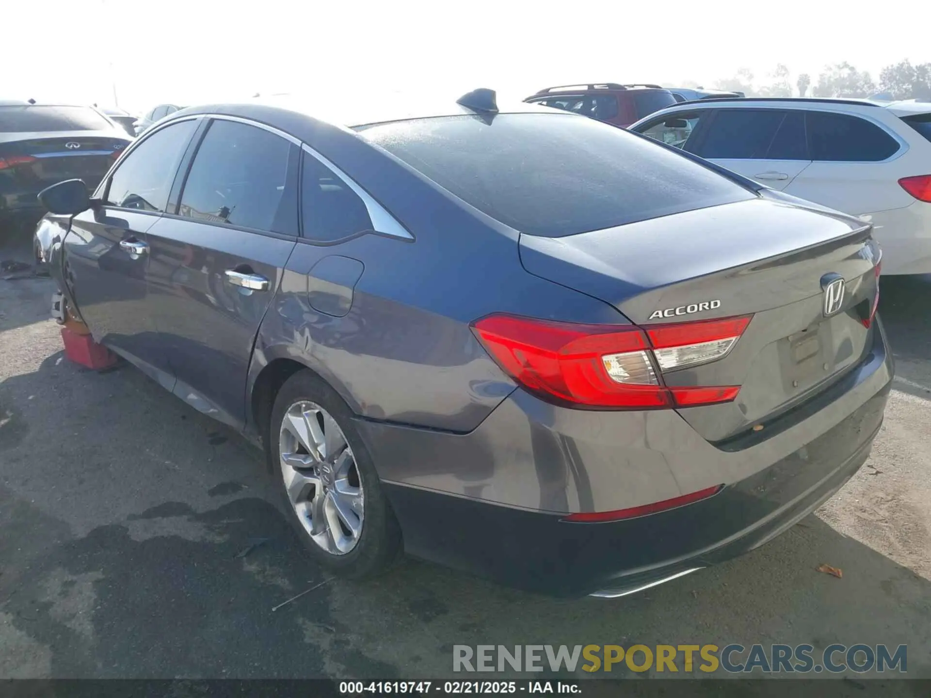 3 Photograph of a damaged car 1HGCV1F17KA149542 HONDA ACCORD 2019