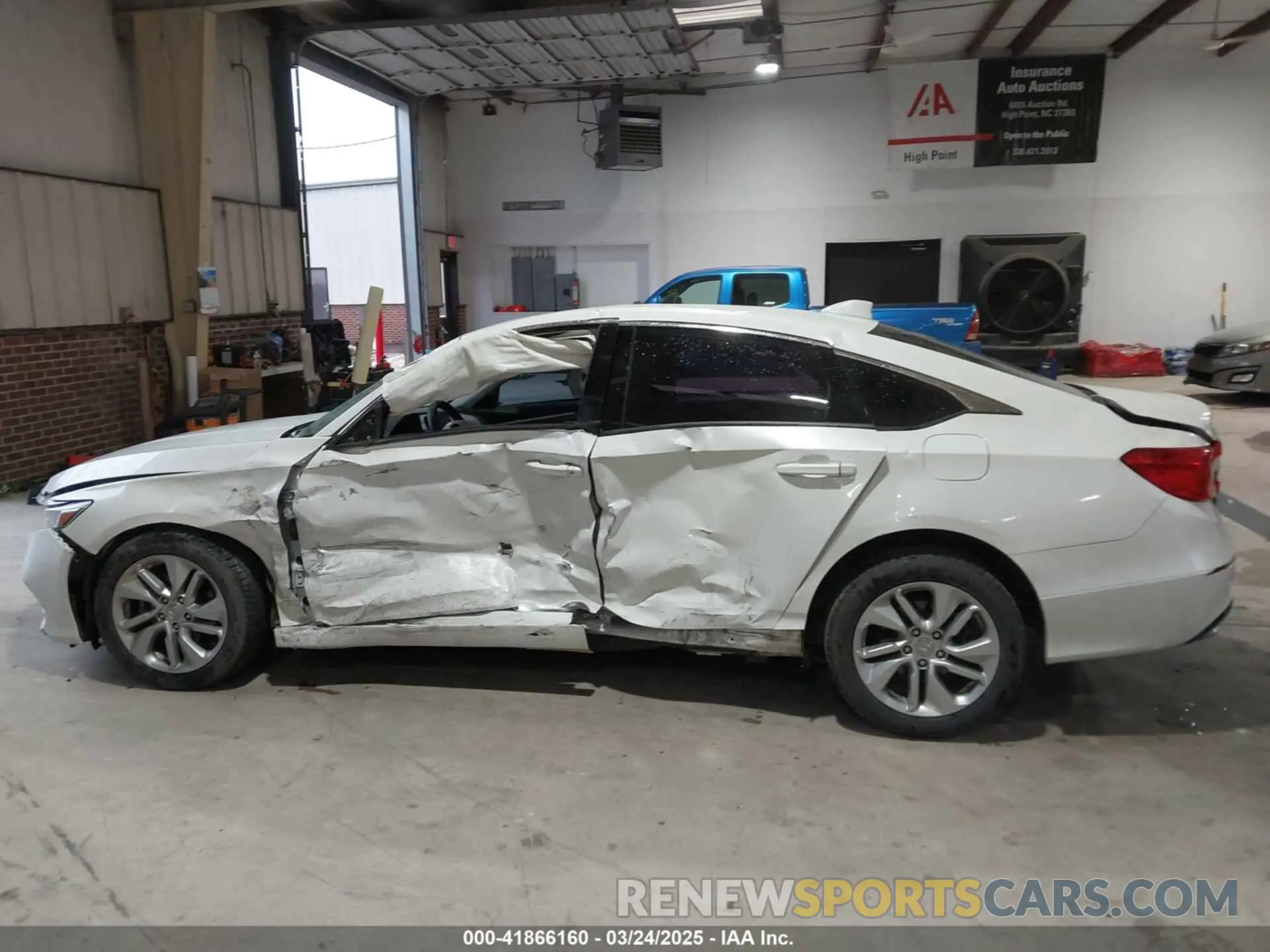 14 Фотография поврежденного автомобиля 1HGCV1F17KA157740 HONDA ACCORD 2019