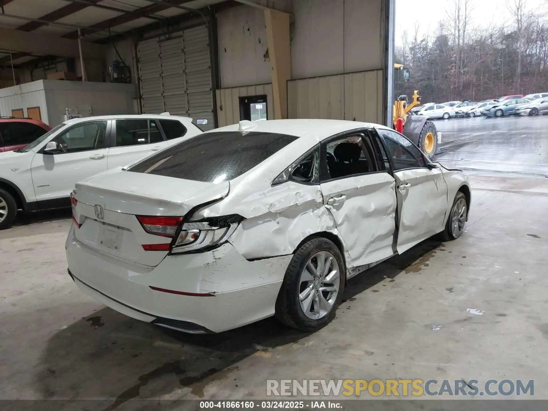 4 Фотография поврежденного автомобиля 1HGCV1F17KA157740 HONDA ACCORD 2019
