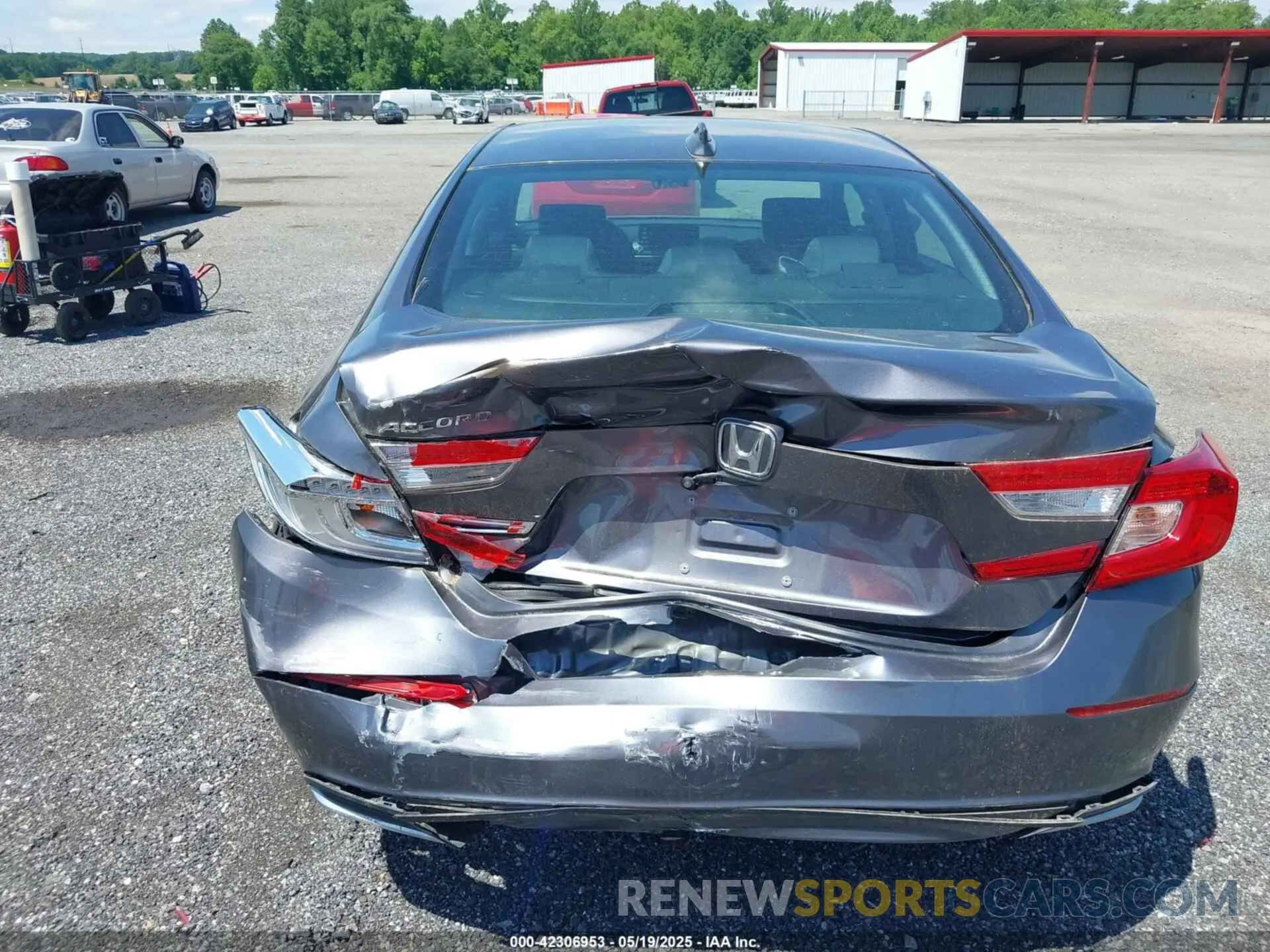 16 Photograph of a damaged car 1HGCV1F17KA161612 HONDA ACCORD 2019