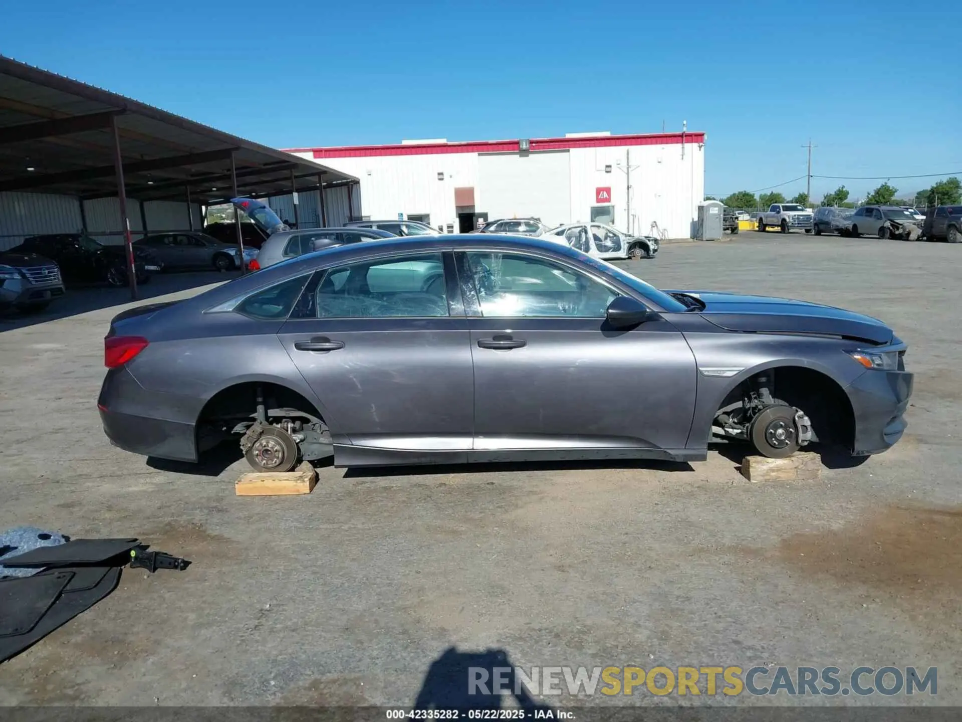 12 Фотография поврежденного автомобиля 1HGCV1F18KA043679 HONDA ACCORD 2019