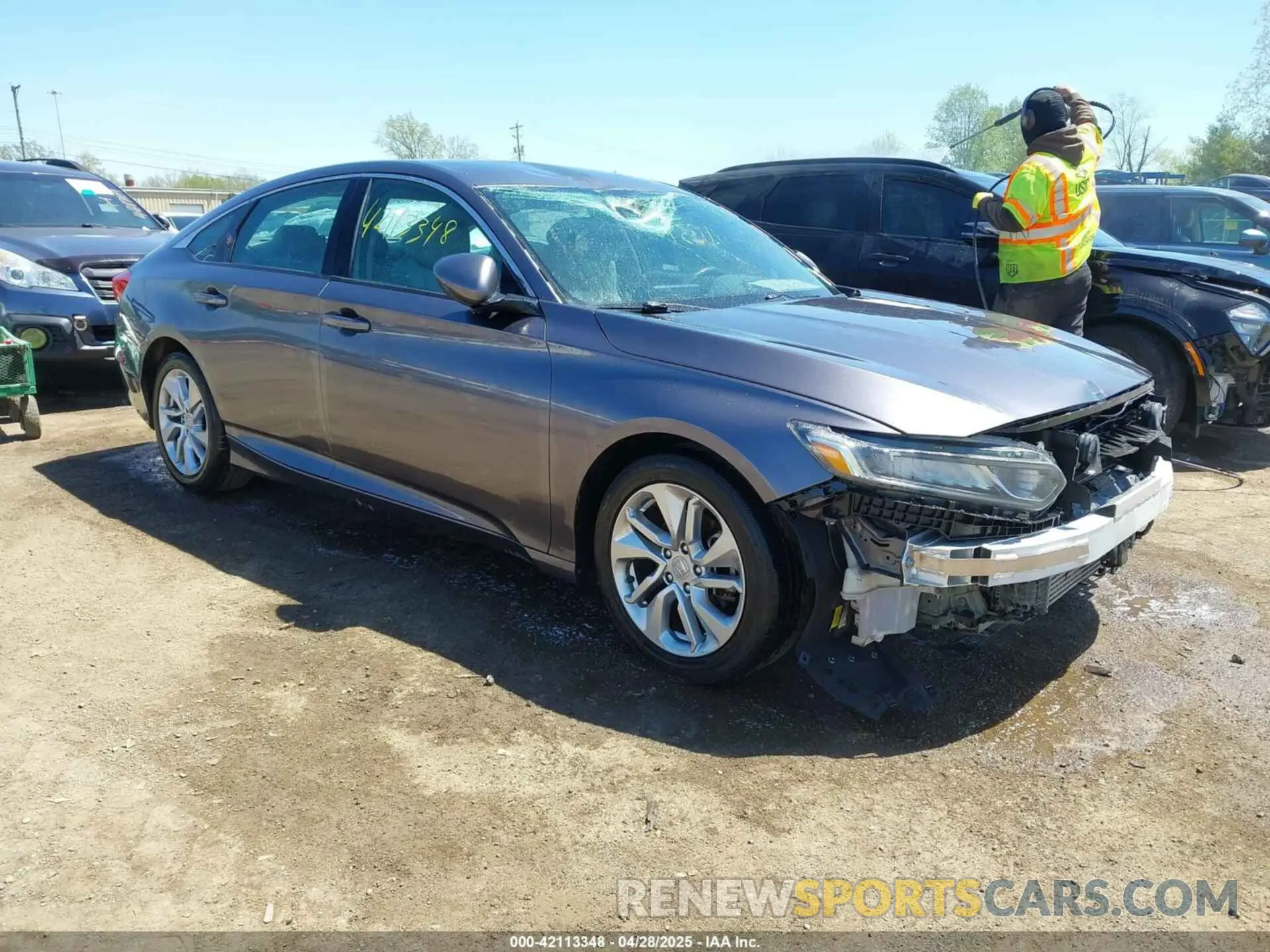 1 Фотография поврежденного автомобиля 1HGCV1F18KA069005 HONDA ACCORD 2019