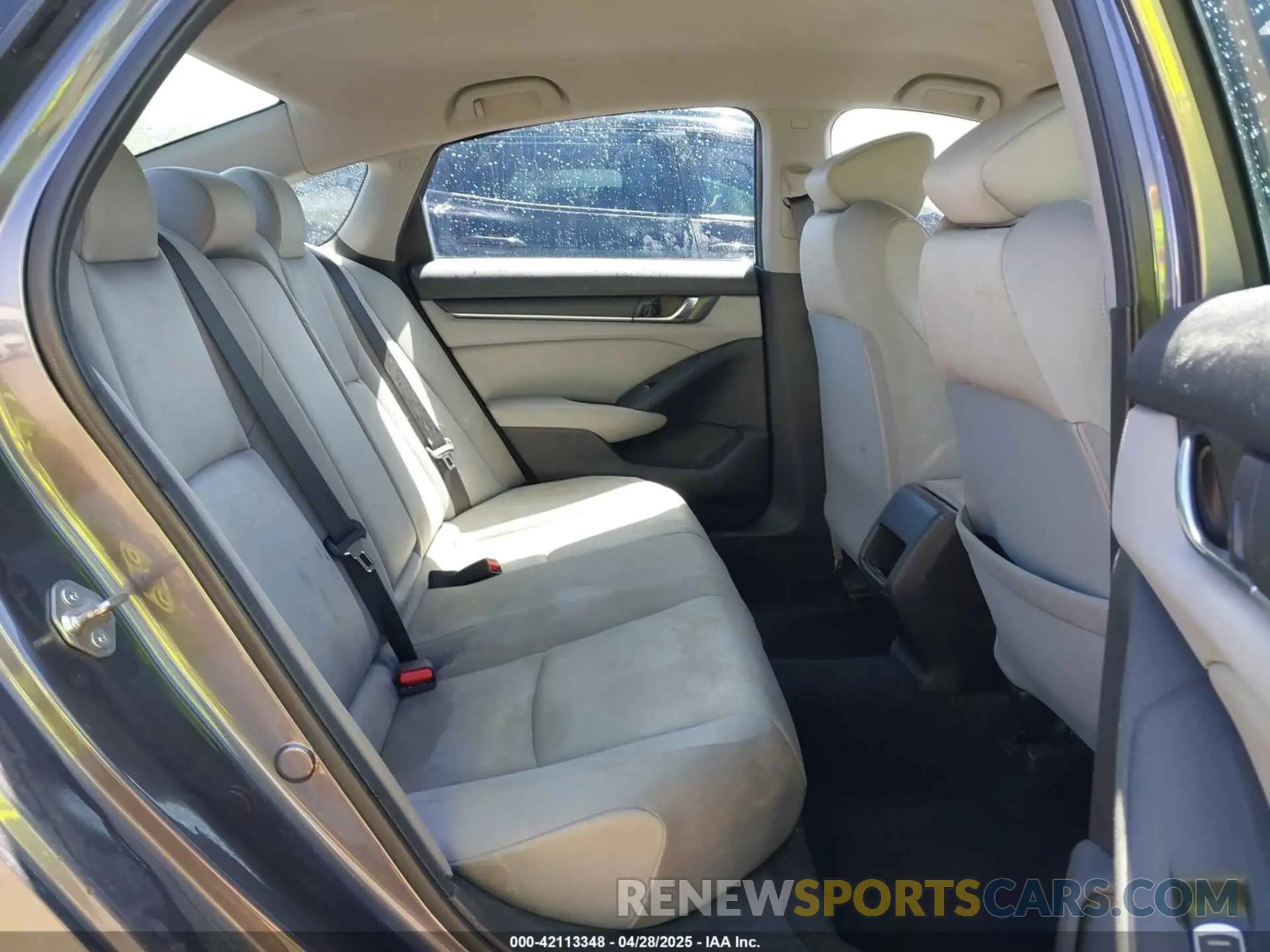 8 Фотография поврежденного автомобиля 1HGCV1F18KA069005 HONDA ACCORD 2019