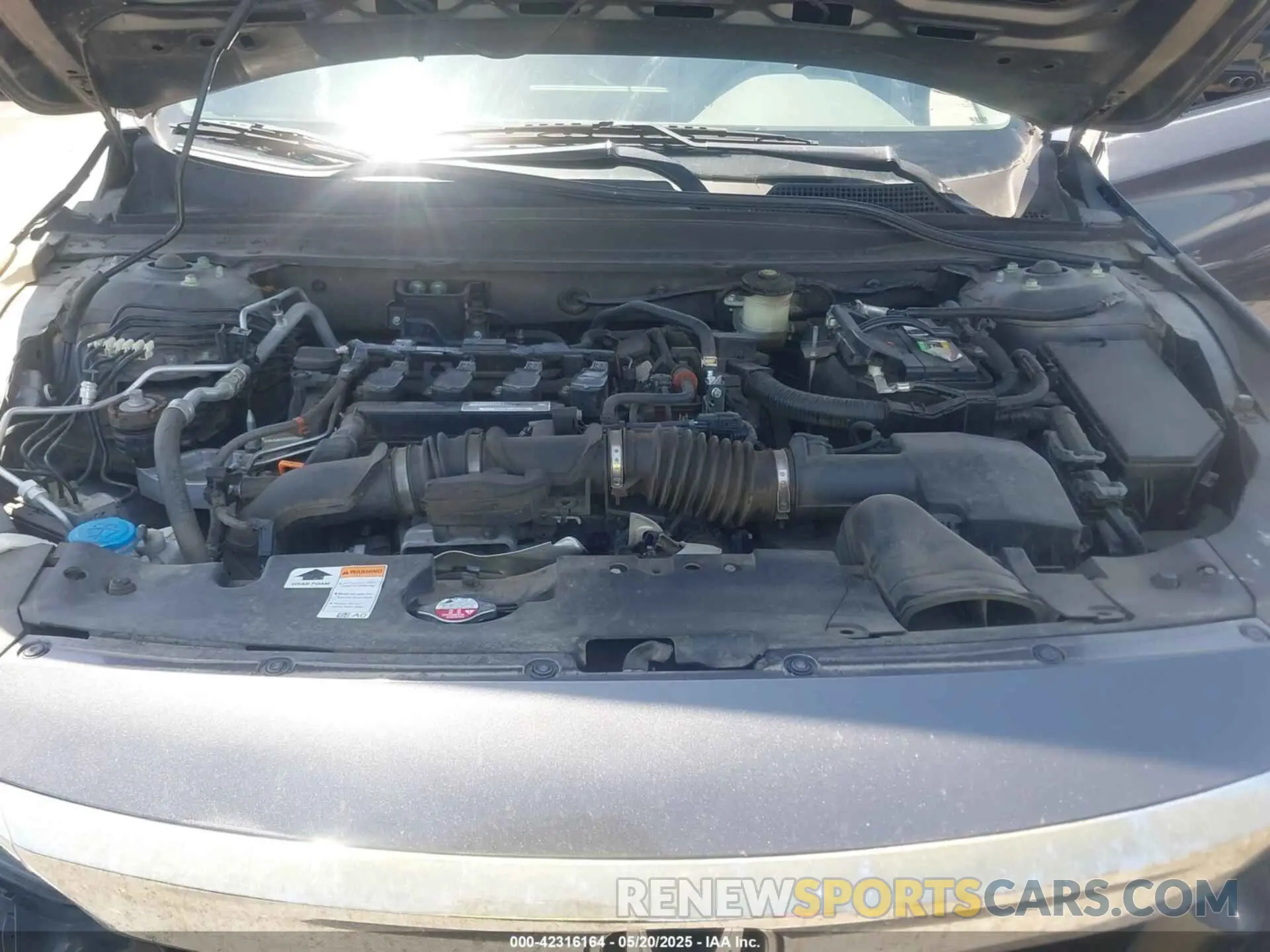 10 Photograph of a damaged car 1HGCV1F18KA076925 HONDA ACCORD 2019