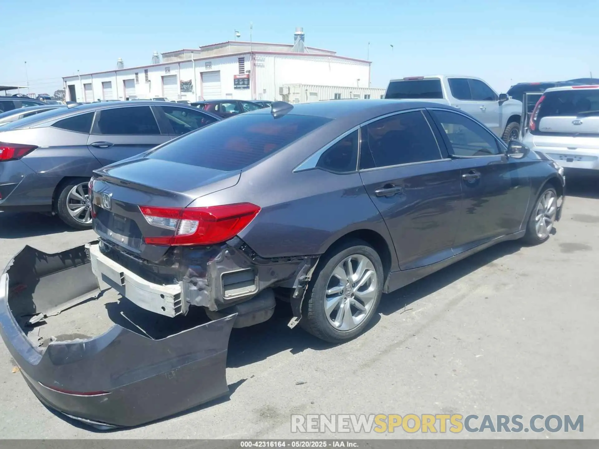 4 Photograph of a damaged car 1HGCV1F18KA076925 HONDA ACCORD 2019