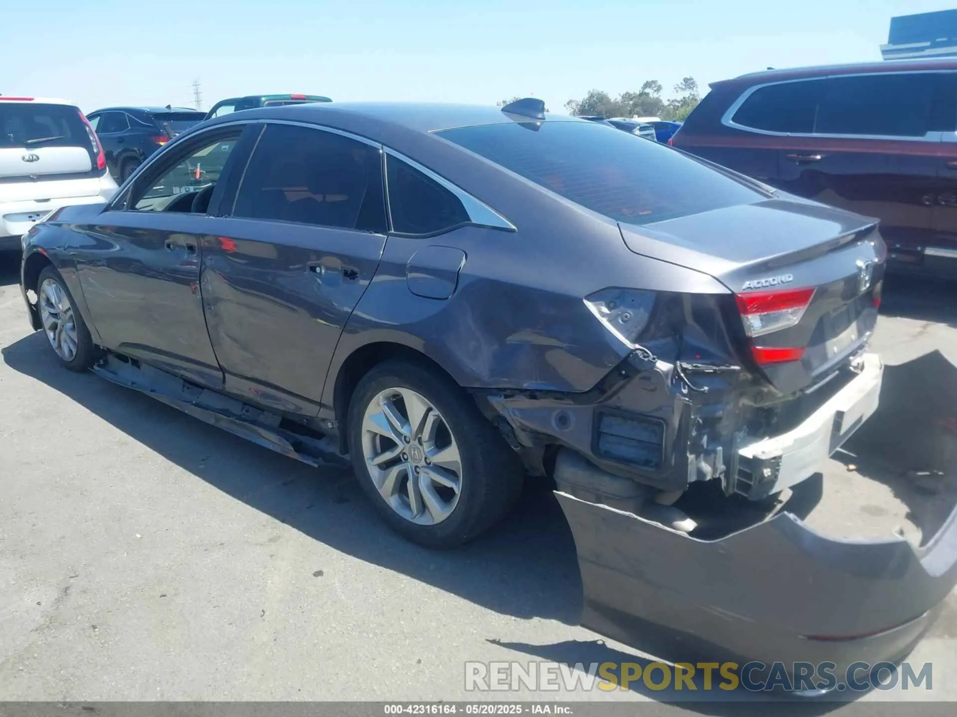 6 Photograph of a damaged car 1HGCV1F18KA076925 HONDA ACCORD 2019